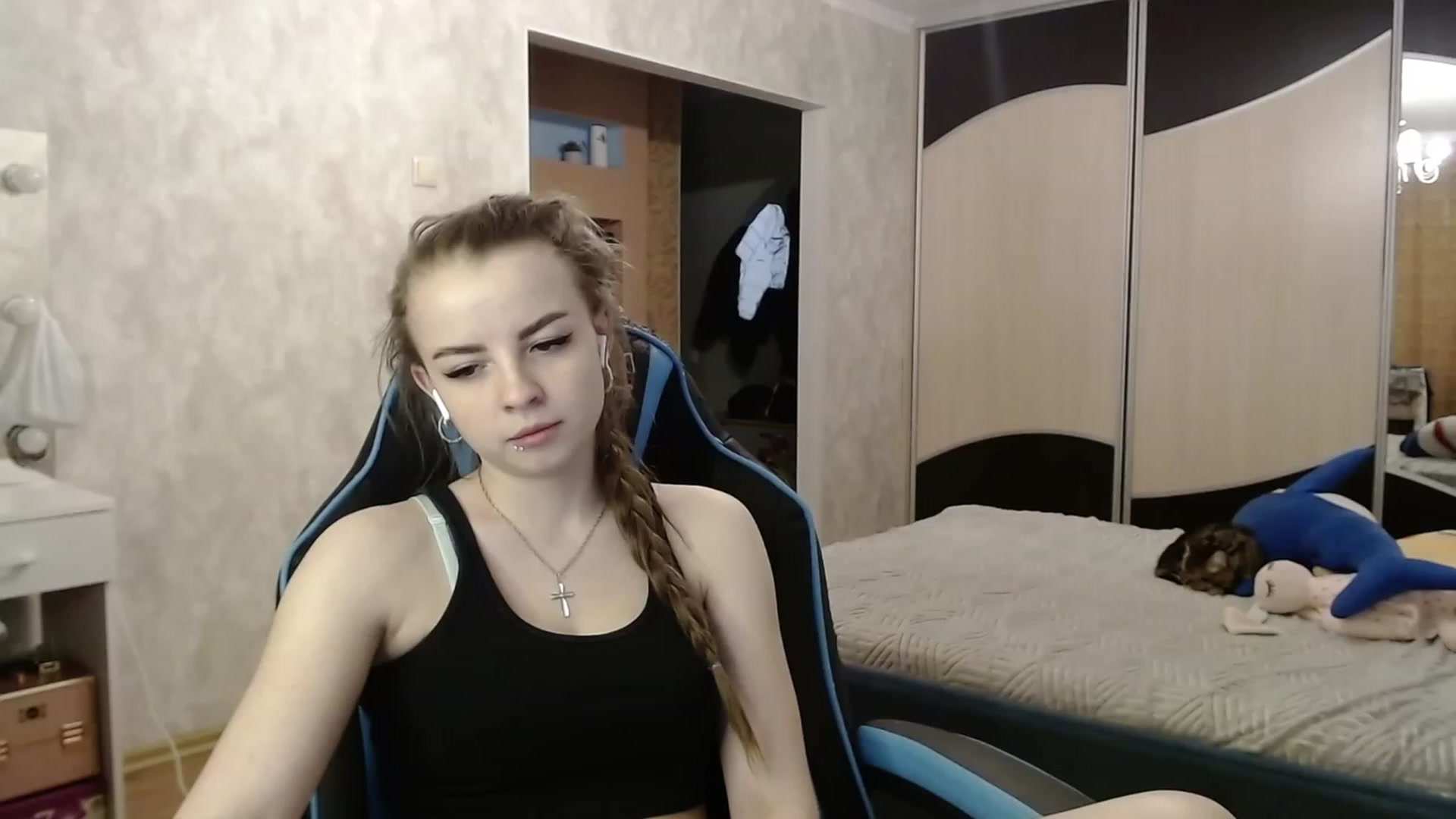 Gallery image thumbnail from Lio_noy's myfreecams stream on, 03/10/2024, 22:44 image 13 of 20