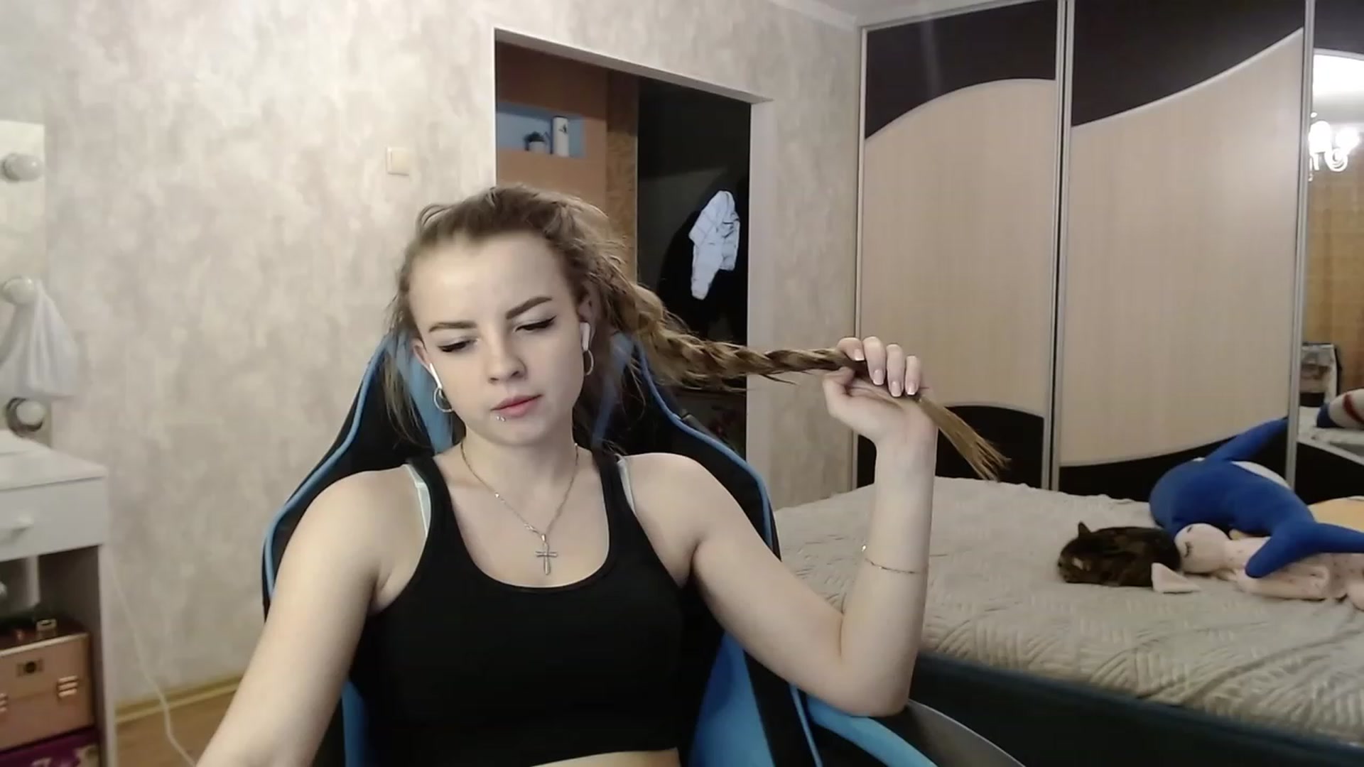Gallery image thumbnail from Lio_noy's myfreecams stream on, 03/10/2024, 22:44 image 3 of 20