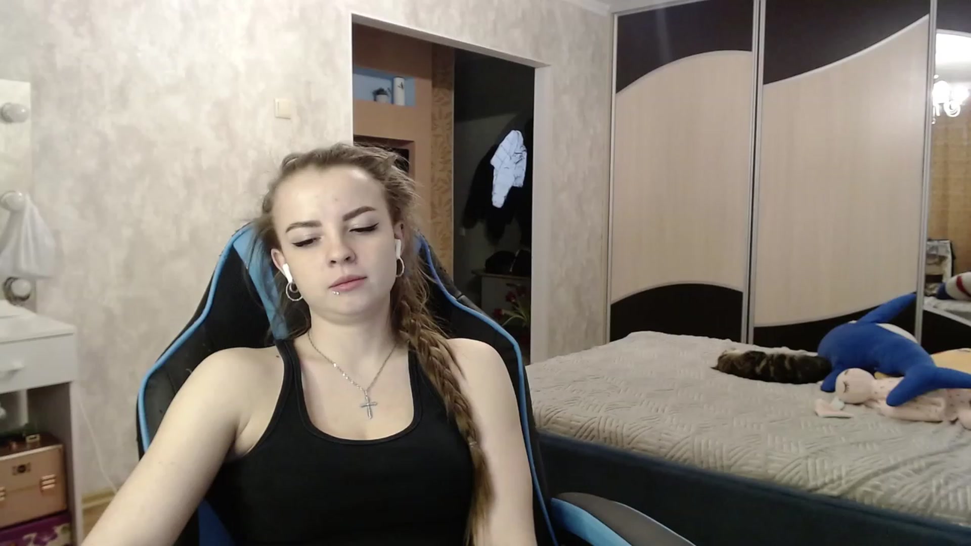 Gallery image thumbnail from Lio_noy's myfreecams stream on, 03/10/2024, 23:38 image 19 of 20