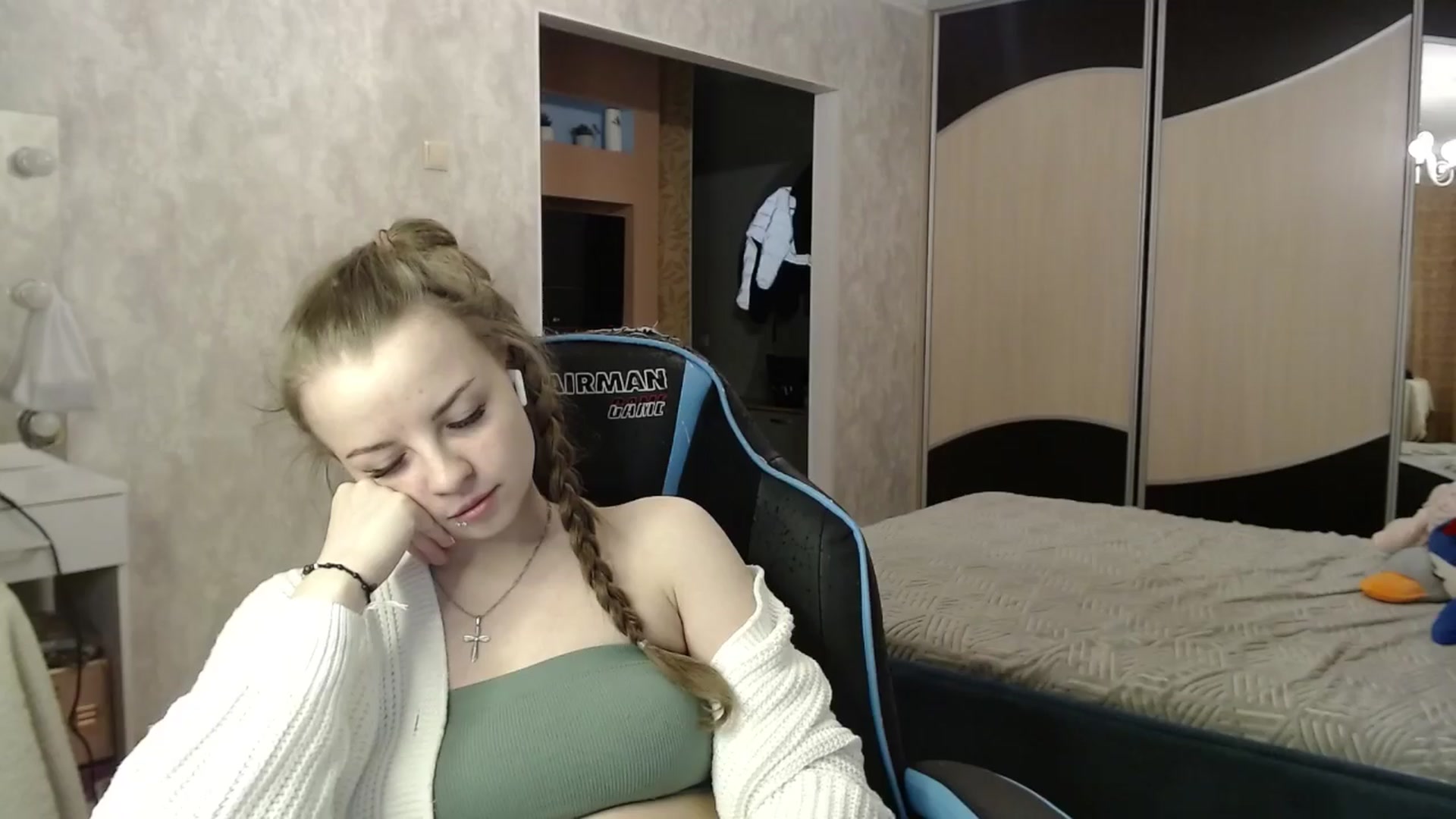 Gallery image thumbnail from Lio_noy's myfreecams stream on, 03/28/2024, 23:40 image 1 of 20