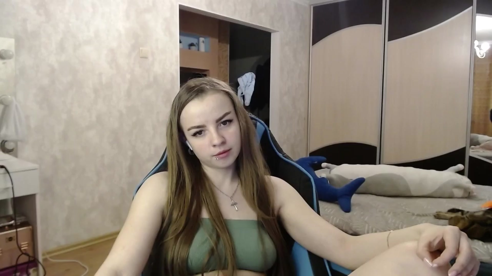 Gallery image thumbnail from Lio_noy's myfreecams stream on, 04/06/2024, 23:58 image 11 of 20