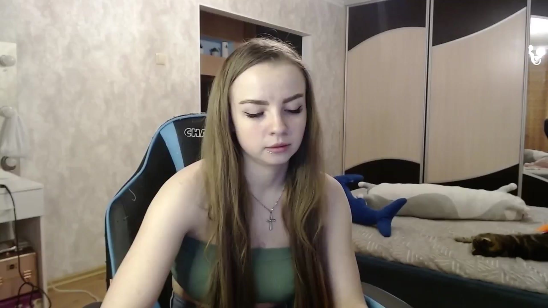 Gallery image thumbnail from Lio_noy's myfreecams stream on, 04/06/2024, 23:58 image 17 of 20