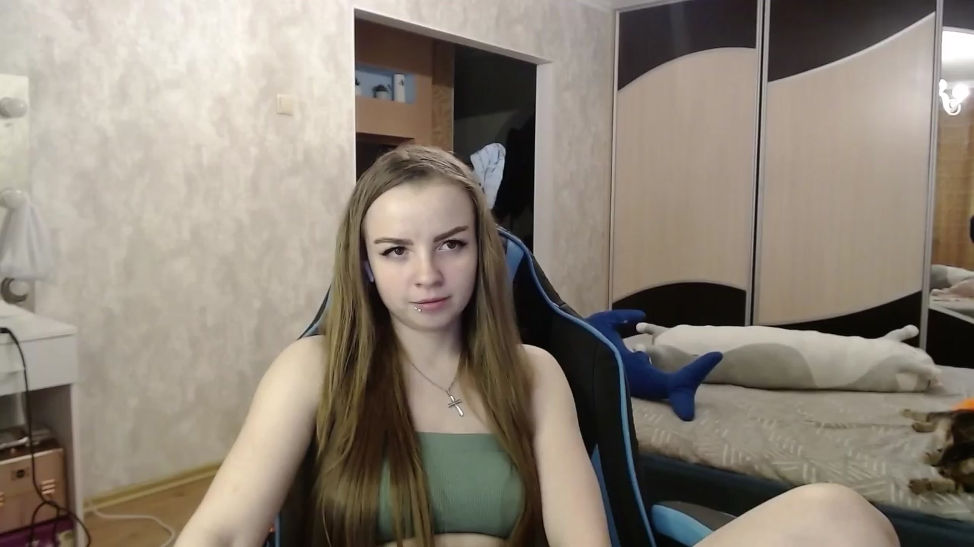 Gallery image thumbnail from Lio_noy's myfreecams stream on, 04/06/2024, 23:58 image 5 of 20