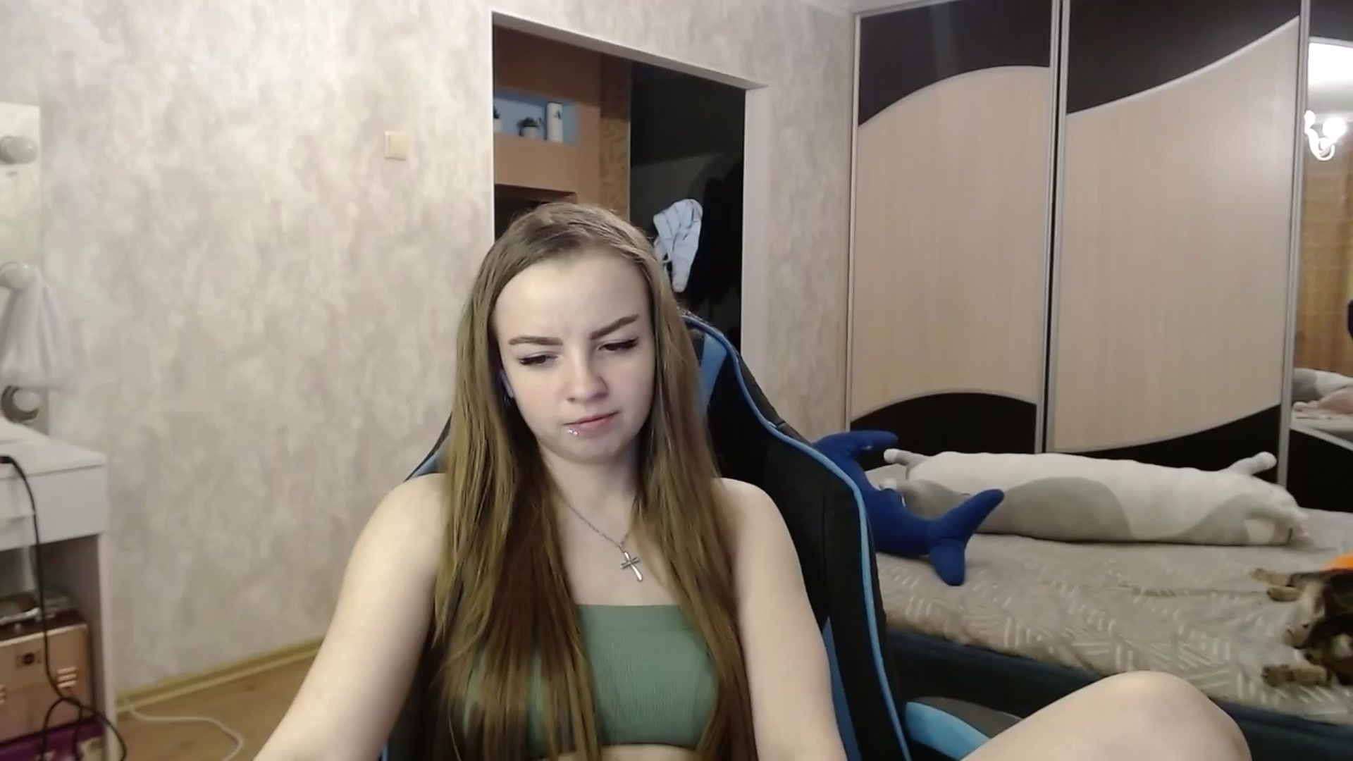 Gallery image thumbnail from Lio_noy's myfreecams stream on, 04/06/2024, 23:58 image 3 of 20