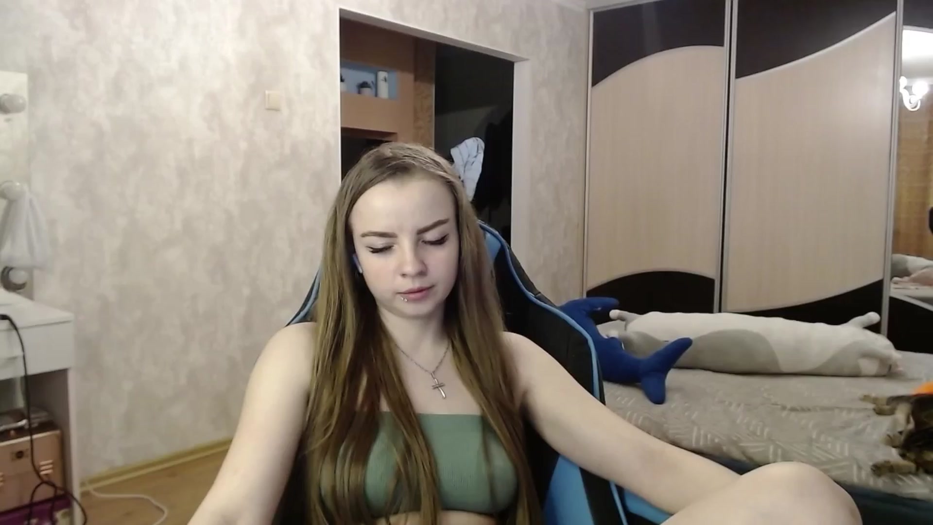 Gallery image thumbnail from Lio_noy's myfreecams stream on, 04/06/2024, 23:58 image 8 of 20