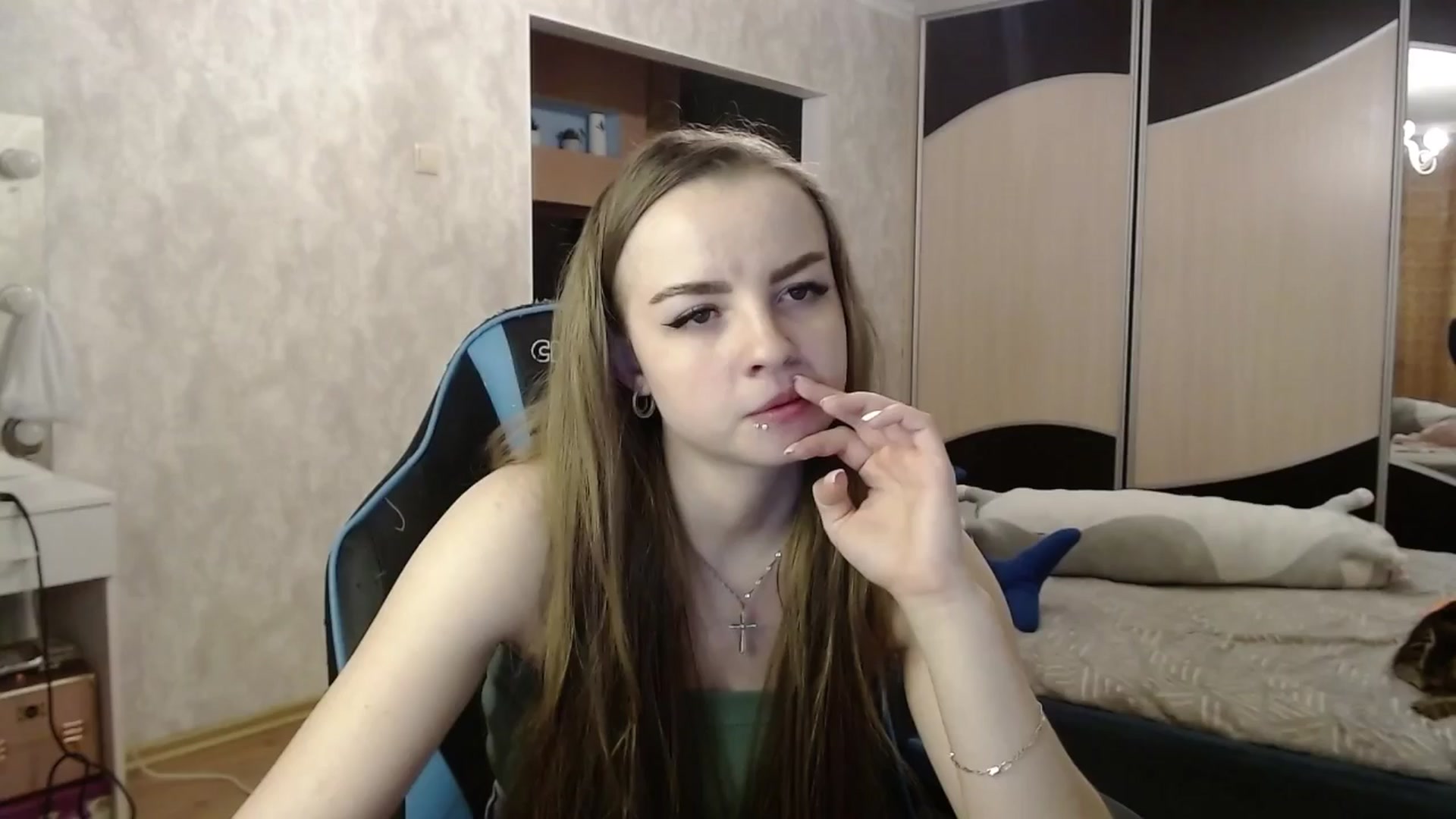 Gallery image thumbnail from Lio_noy's myfreecams stream on, 04/07/2024, 24:29 image 12 of 20