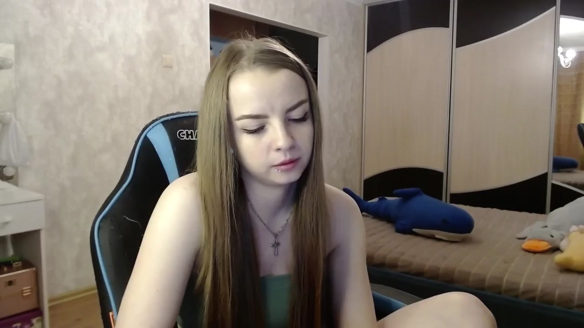 Gallery image thumbnail from Lio_noy's myfreecams stream on, 04/11/2024, 24:00 image 6 of 20