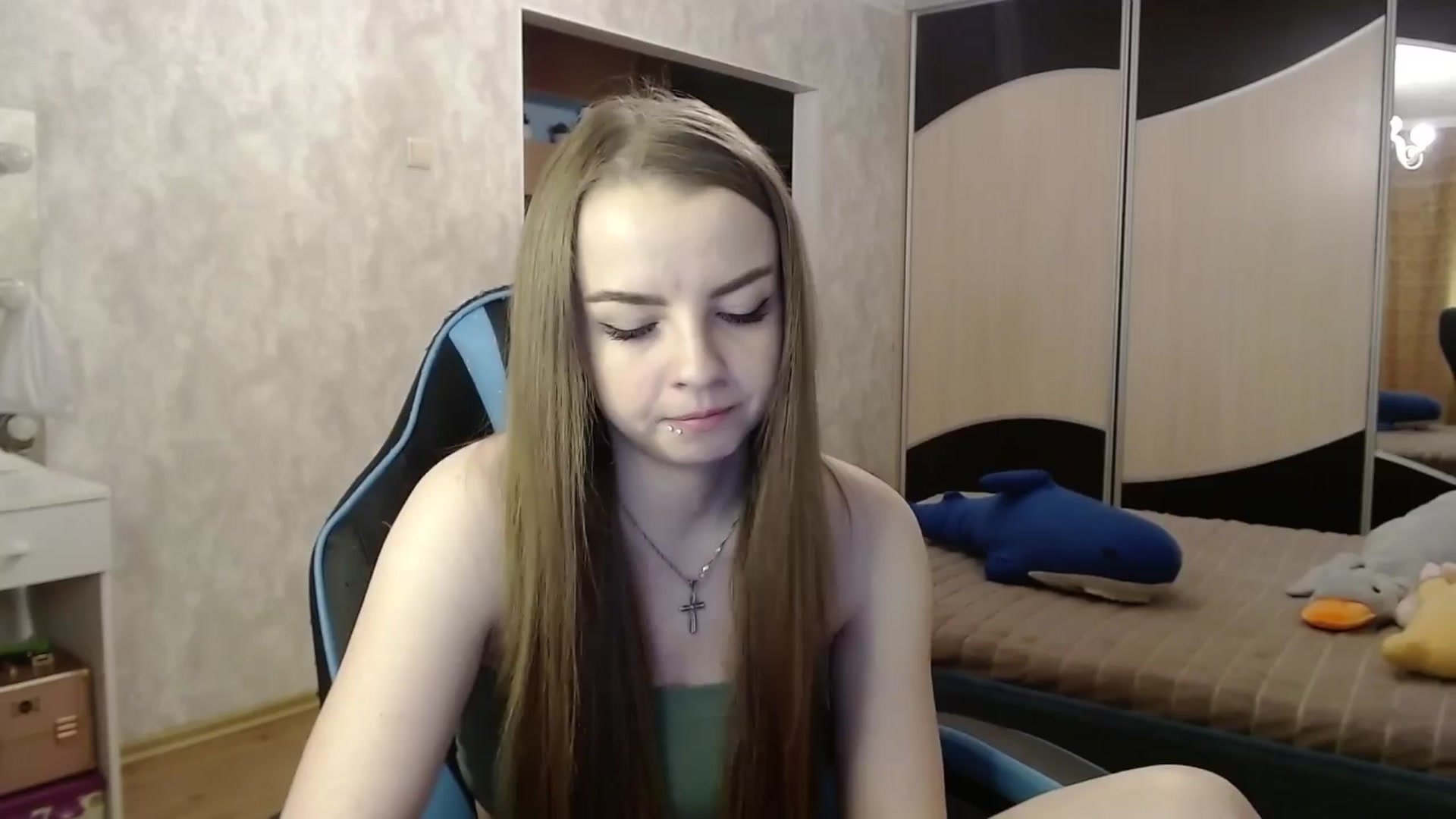 Gallery image thumbnail from Lio_noy's myfreecams stream on, 04/11/2024, 24:00 image 15 of 20