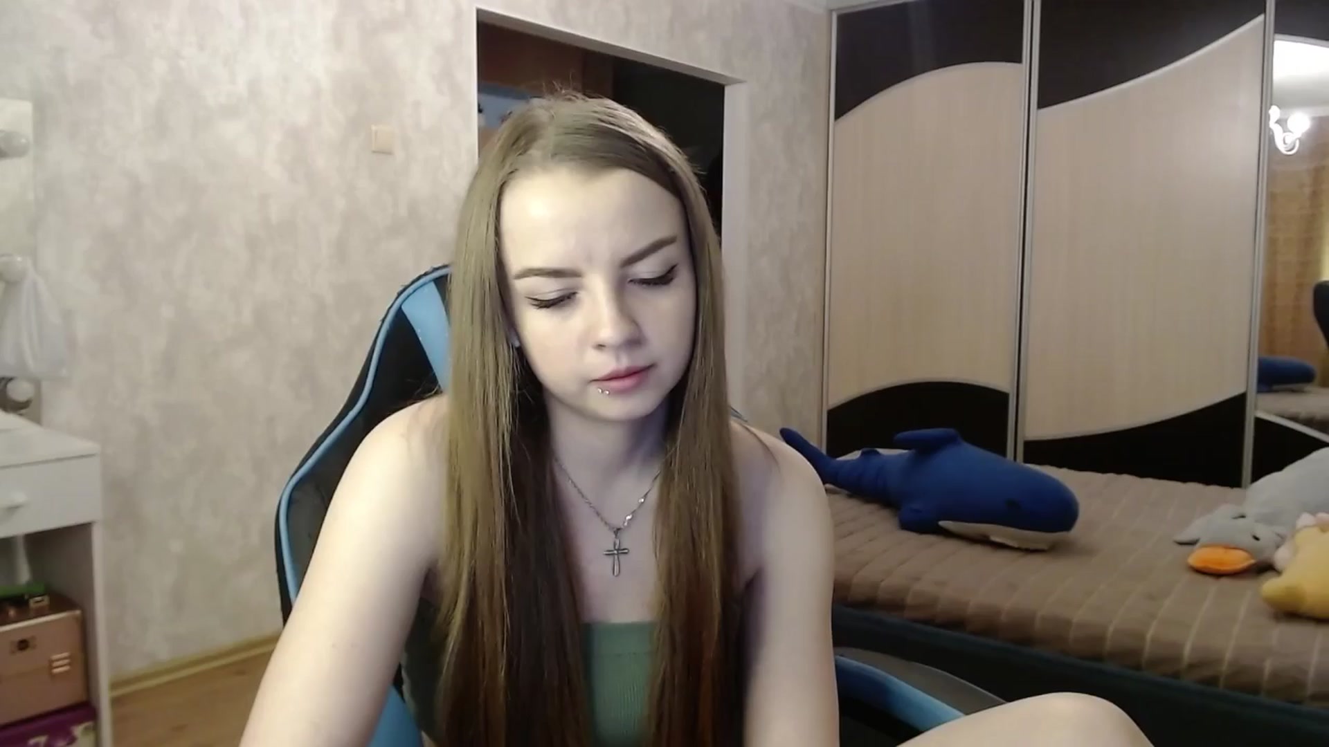 Gallery image thumbnail from Lio_noy's myfreecams stream on, 04/11/2024, 24:00 image 19 of 20