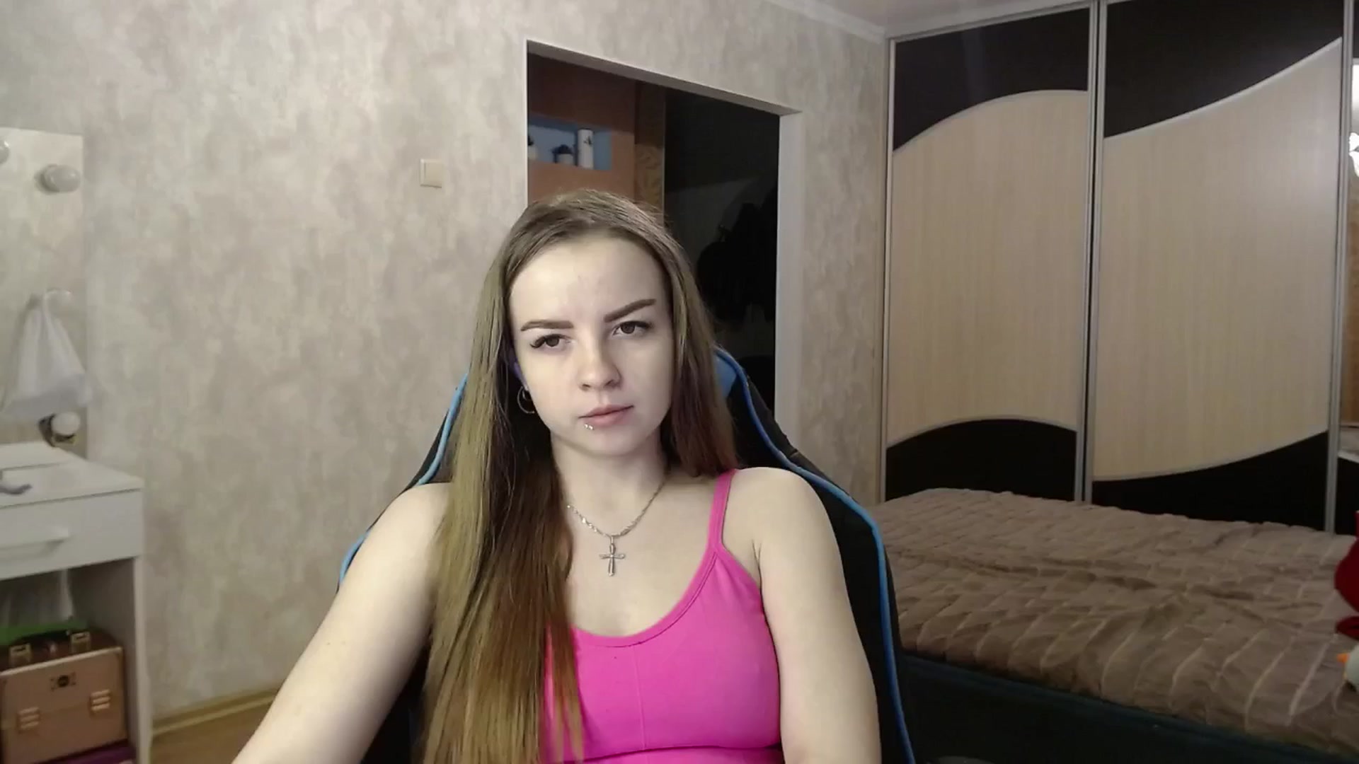 Gallery image thumbnail from Lio_noy's myfreecams stream on, 04/16/2024, 22:18 image 17 of 20