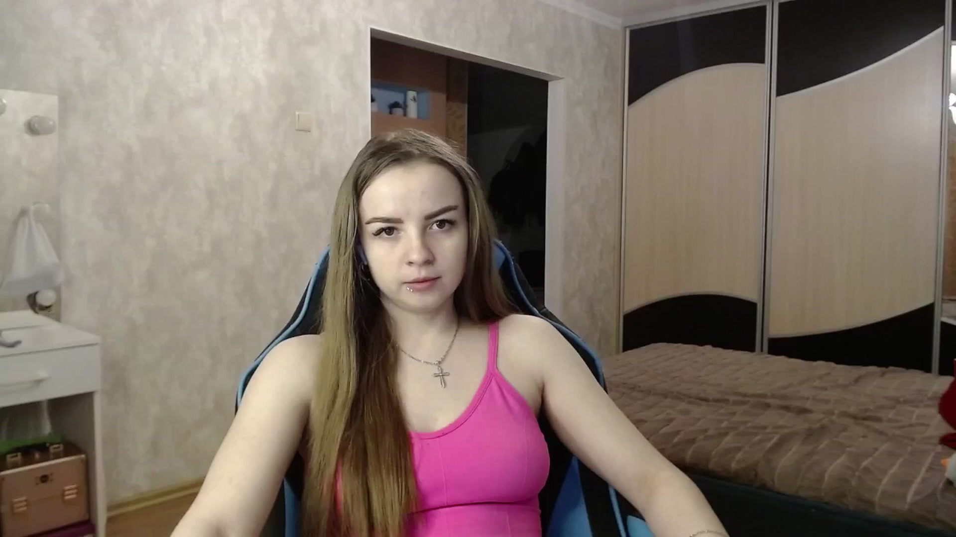 Gallery image thumbnail from Lio_noy's myfreecams stream on, 04/16/2024, 22:18 image 10 of 20