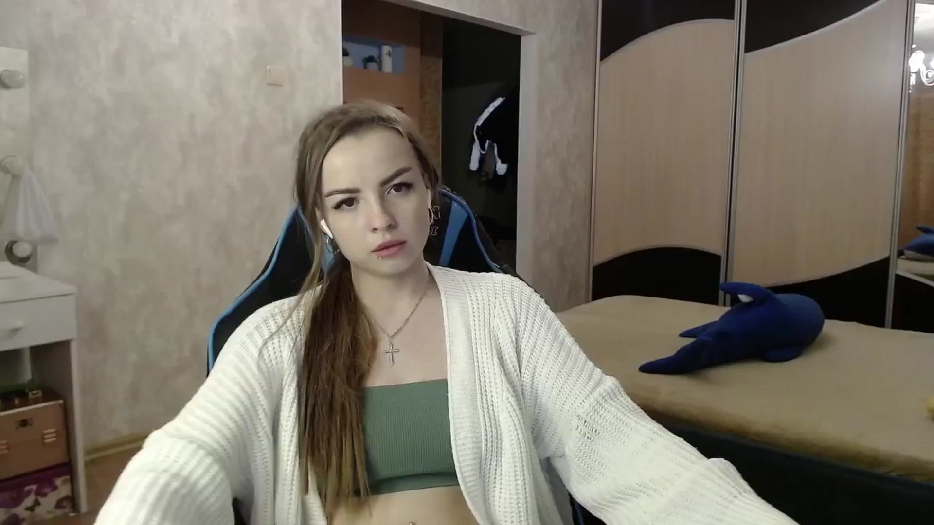 Gallery image thumbnail from Lio_noy's myfreecams stream on, 05/06/2024, 23:02 image 12 of 20