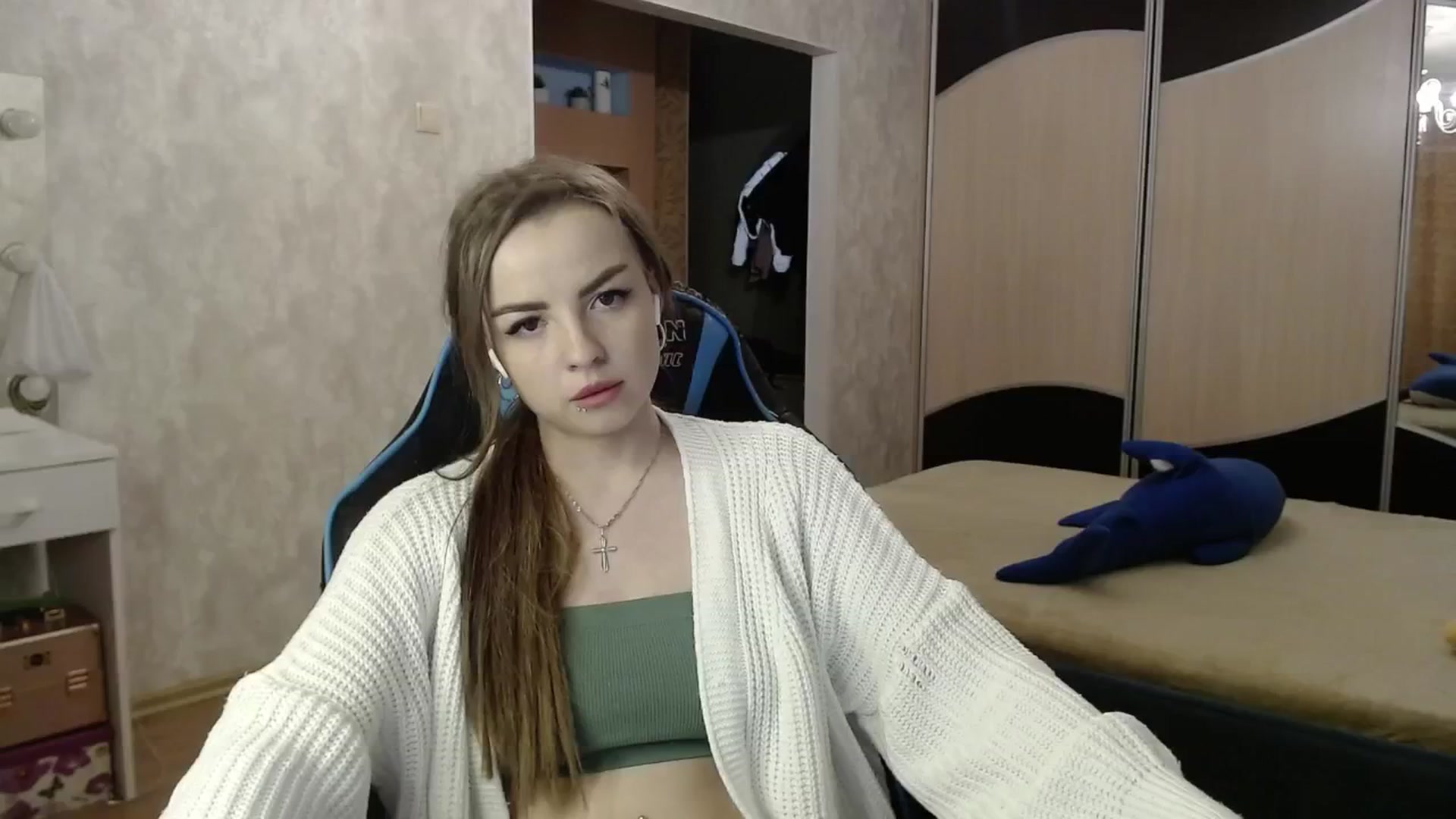 Gallery image thumbnail from Lio_noy's myfreecams stream on, 05/06/2024, 23:02 image 10 of 20