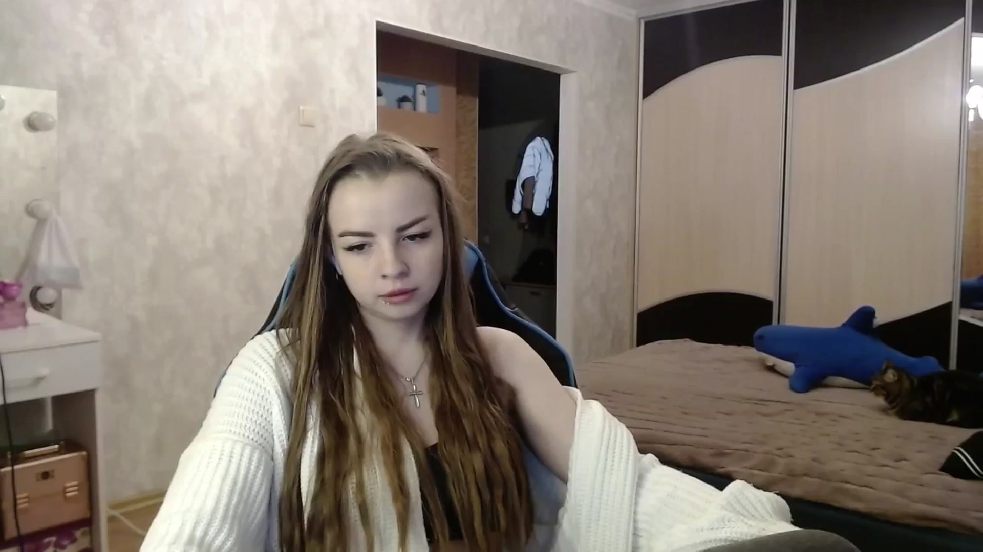 Gallery image thumbnail from Lio_noy's myfreecams stream on, 05/12/2024, 23:29 image 6 of 20