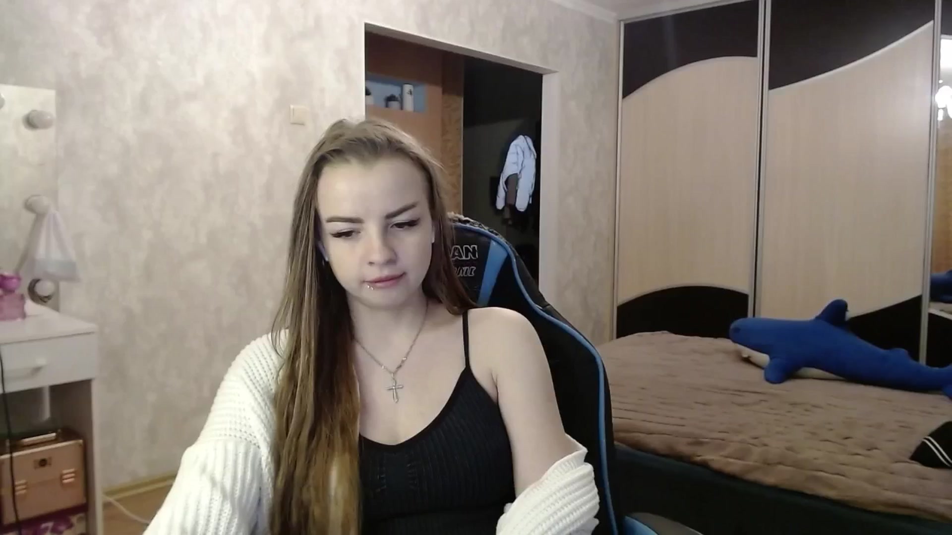 Gallery image thumbnail from Lio_noy's myfreecams stream on, 05/12/2024, 23:29 image 9 of 20
