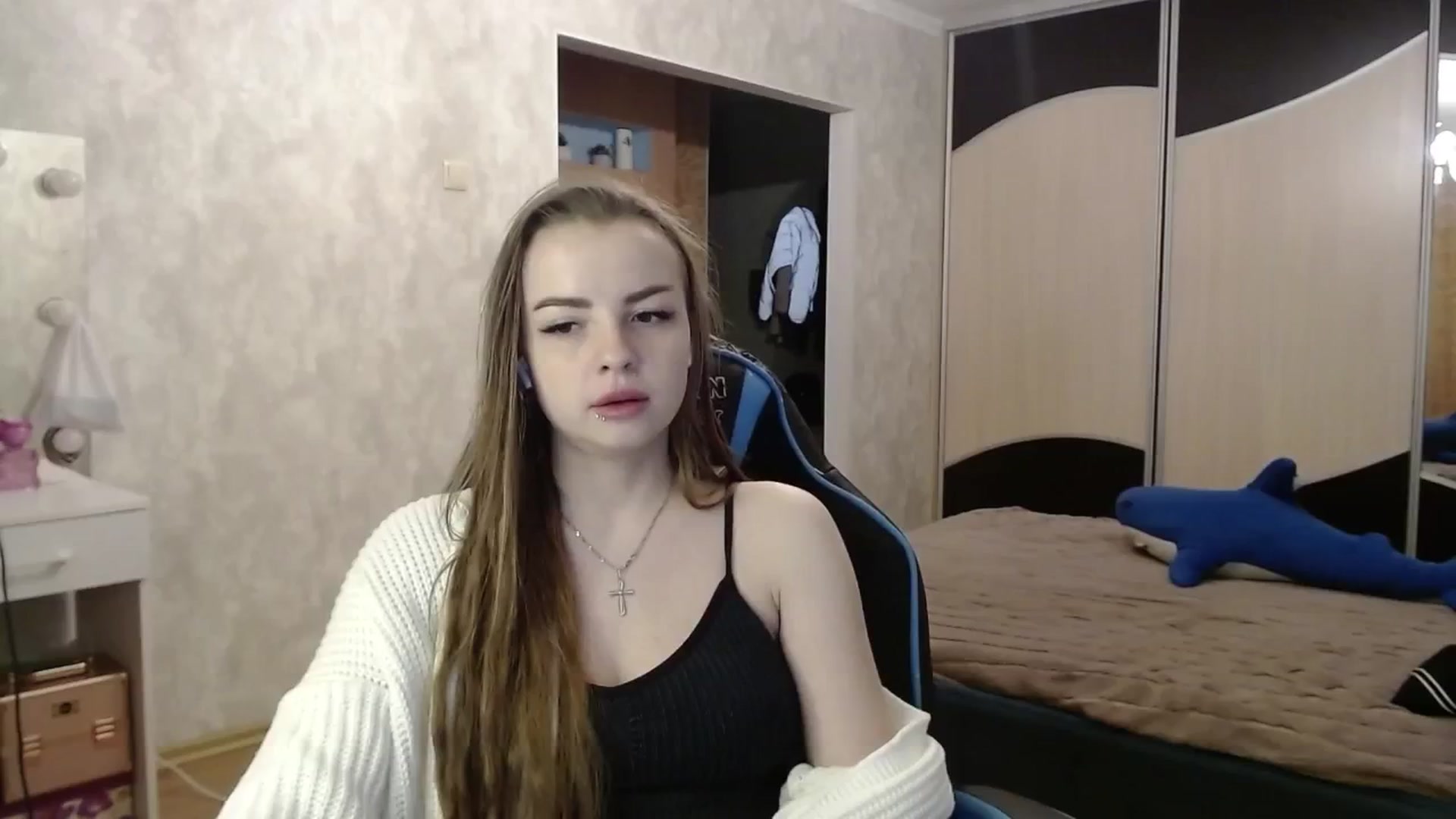 Gallery image thumbnail from Lio_noy's myfreecams stream on, 05/12/2024, 23:29 image 13 of 20