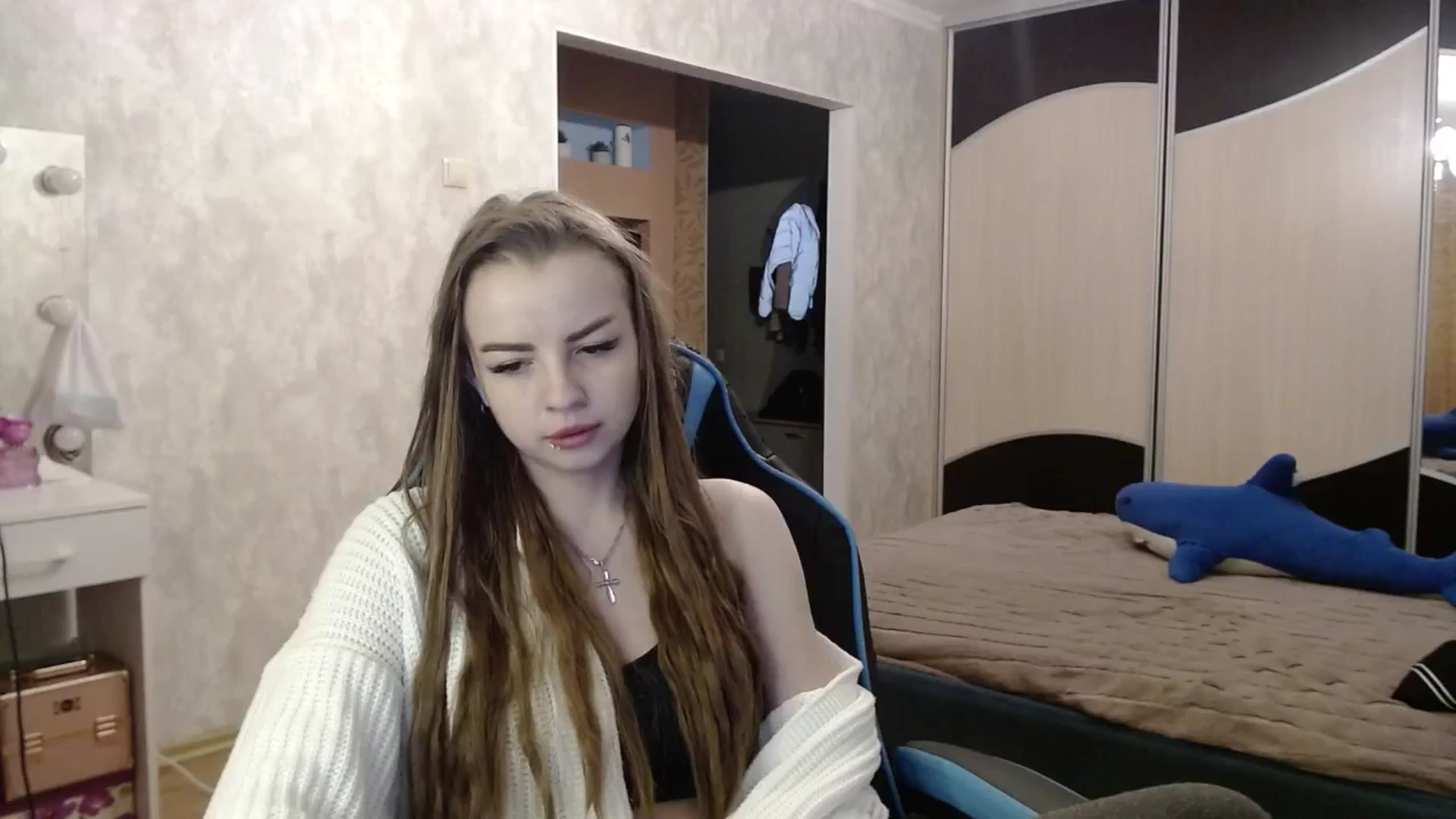 Gallery image thumbnail from Lio_noy's myfreecams stream on, 05/12/2024, 23:29 image 3 of 20