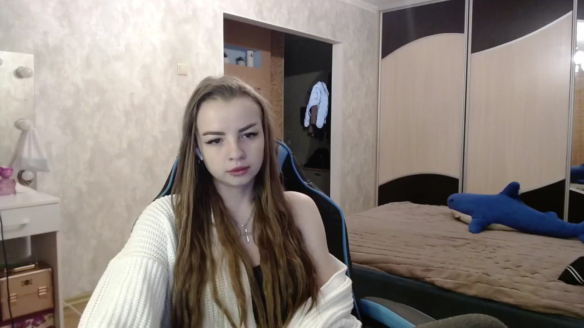 Gallery image thumbnail from Lio_noy's myfreecams stream on, 05/12/2024, 23:29 image 1 of 20