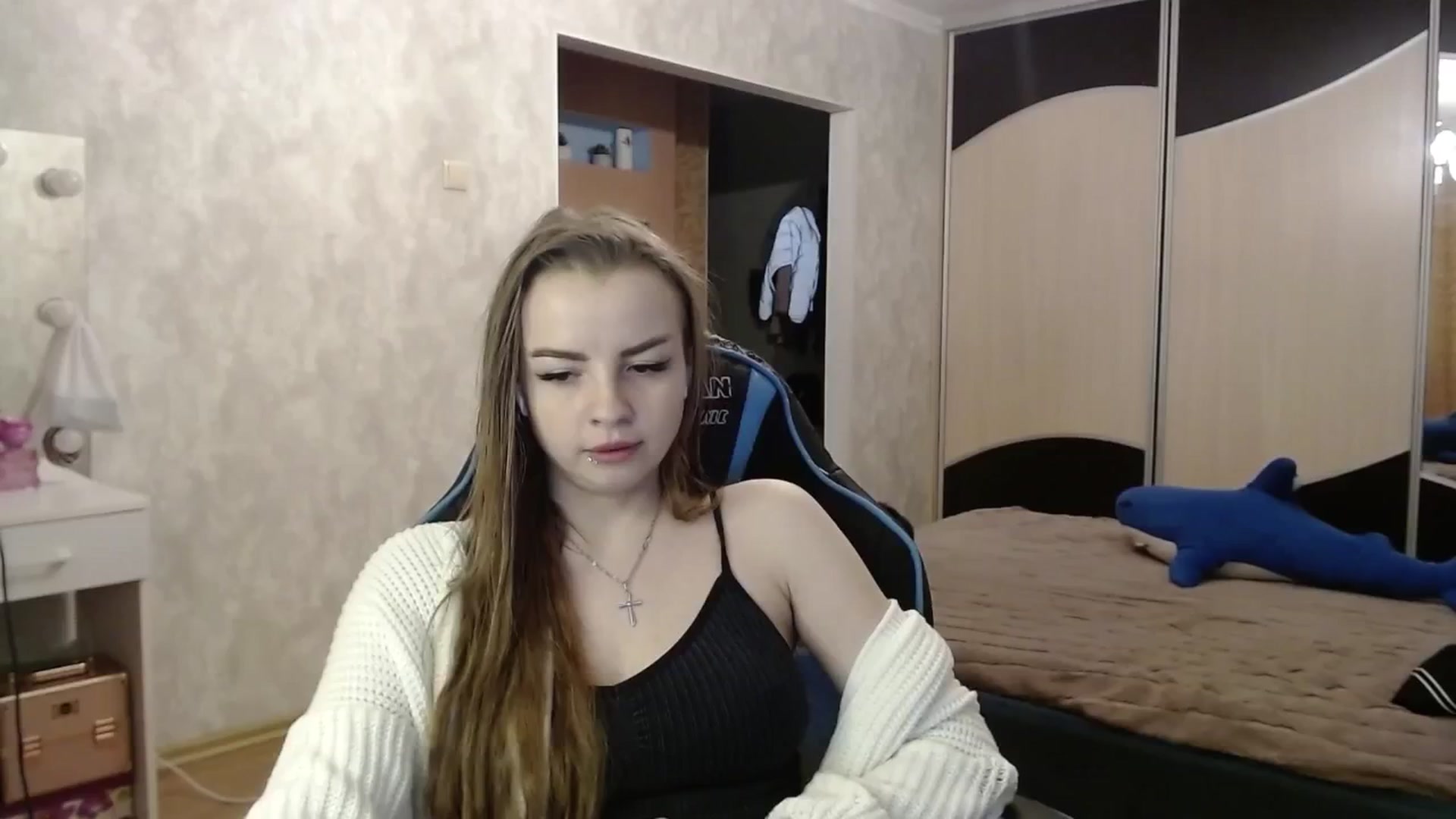 Gallery image thumbnail from Lio_noy's myfreecams stream on, 05/12/2024, 23:29 image 18 of 20
