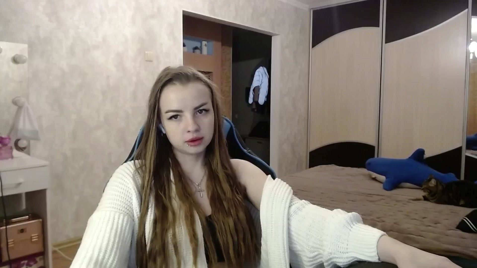 Gallery image thumbnail from Lio_noy's myfreecams stream on, 05/12/2024, 23:29 image 7 of 20