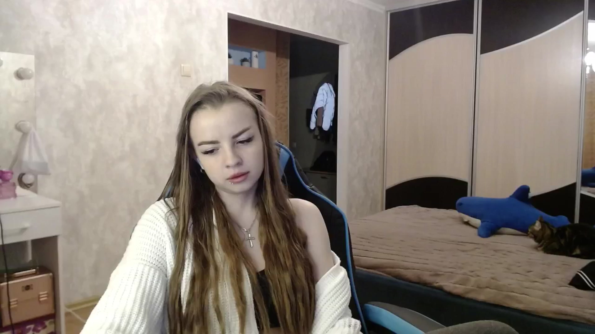 Gallery image thumbnail from Lio_noy's myfreecams stream on, 05/12/2024, 23:29 image 5 of 20