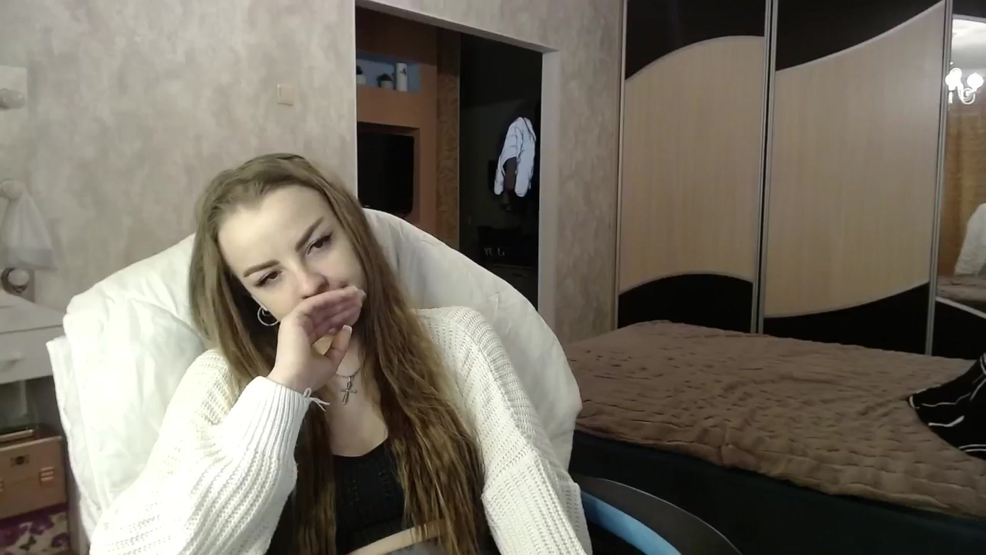 Gallery image thumbnail from Lio_noy's myfreecams stream on, 05/13/2024, 22:47 image 17 of 20