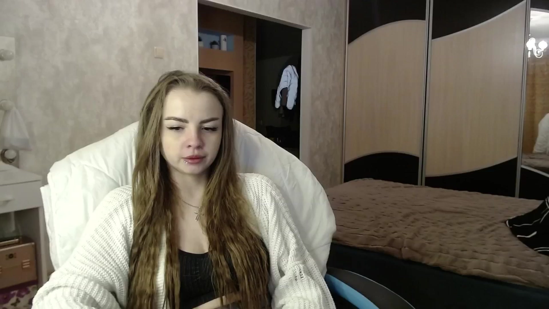 Gallery image thumbnail from Lio_noy's myfreecams stream on, 05/13/2024, 22:47 image 9 of 20