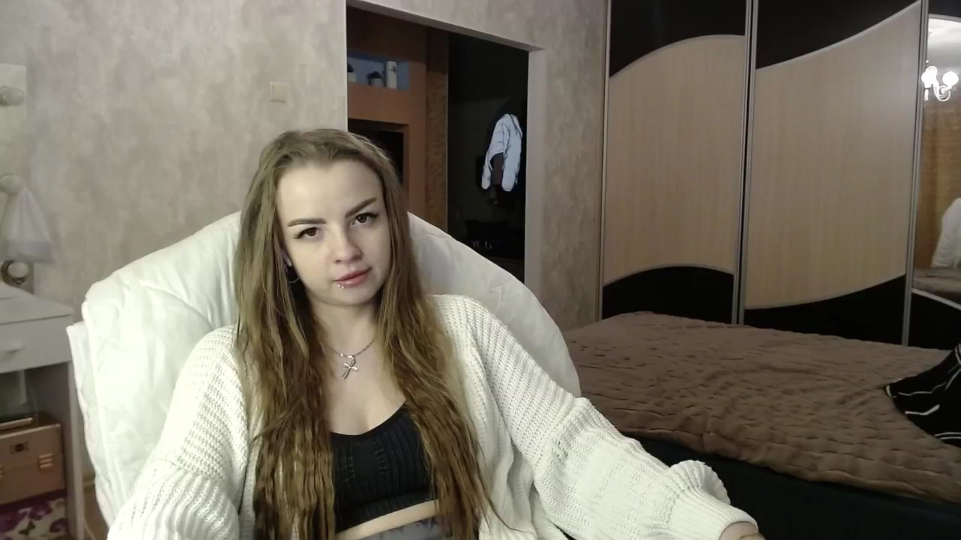 Gallery image thumbnail from Lio_noy's myfreecams stream on, 05/13/2024, 22:47 image 11 of 20