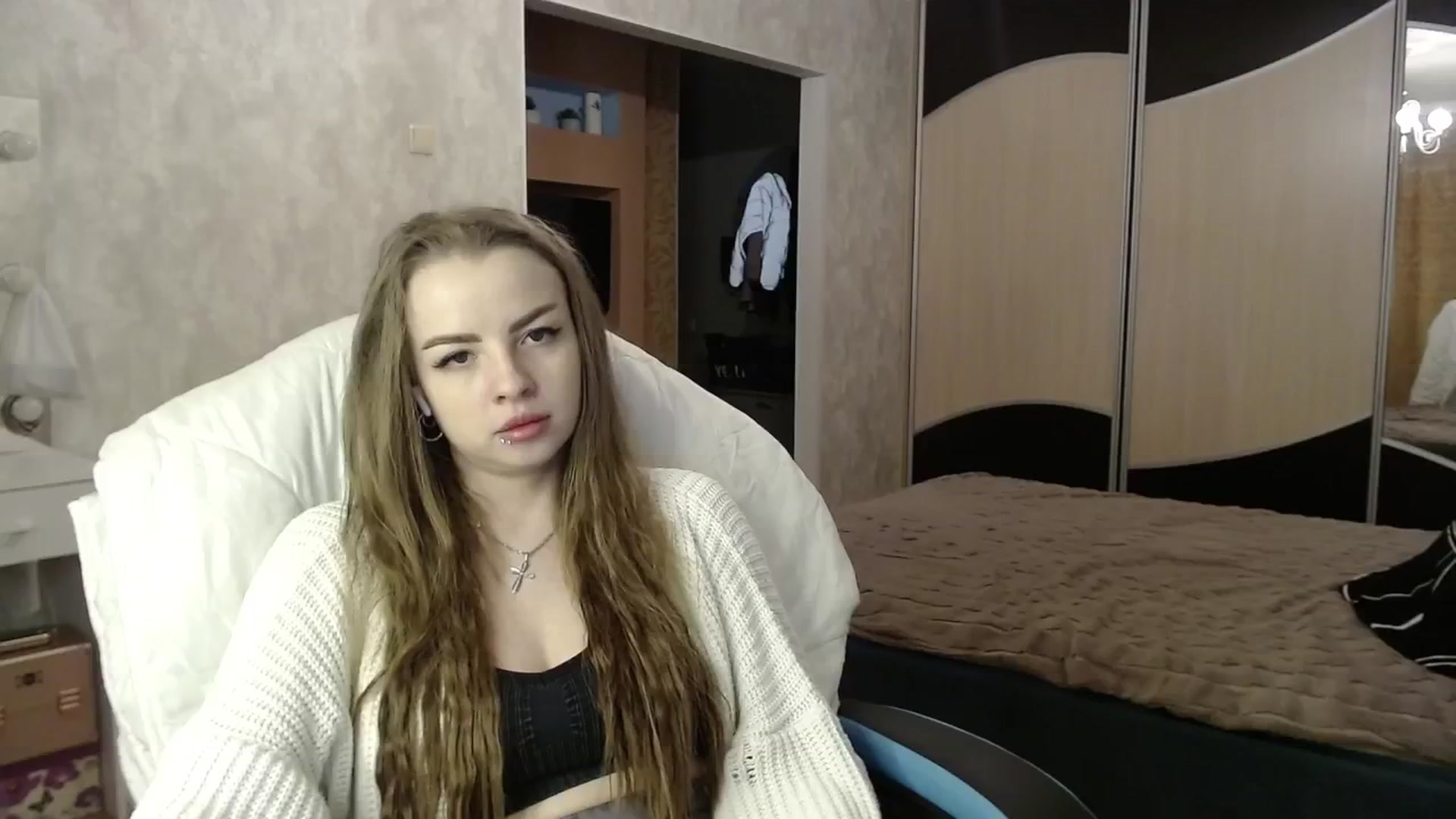 Gallery image thumbnail from Lio_noy's myfreecams stream on, 05/13/2024, 22:47 image 16 of 20