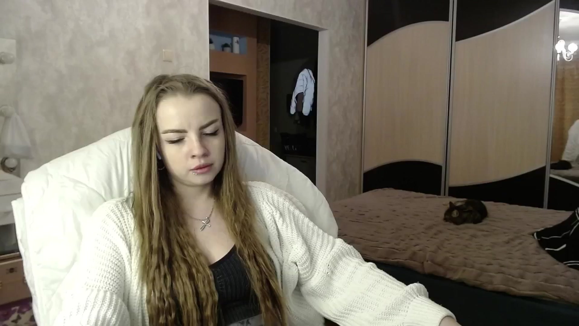 Gallery image thumbnail from Lio_noy's myfreecams stream on, 05/13/2024, 23:08 image 13 of 20