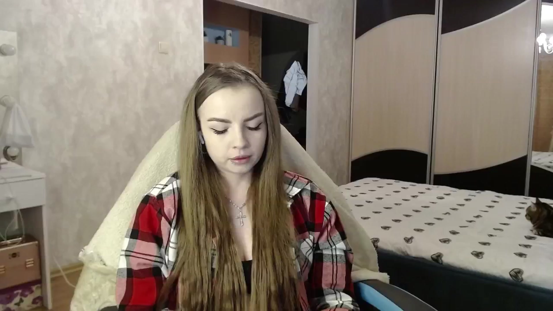 Gallery image thumbnail from Lio_noy's myfreecams stream on, 05/15/2024, 22:00 image 15 of 20