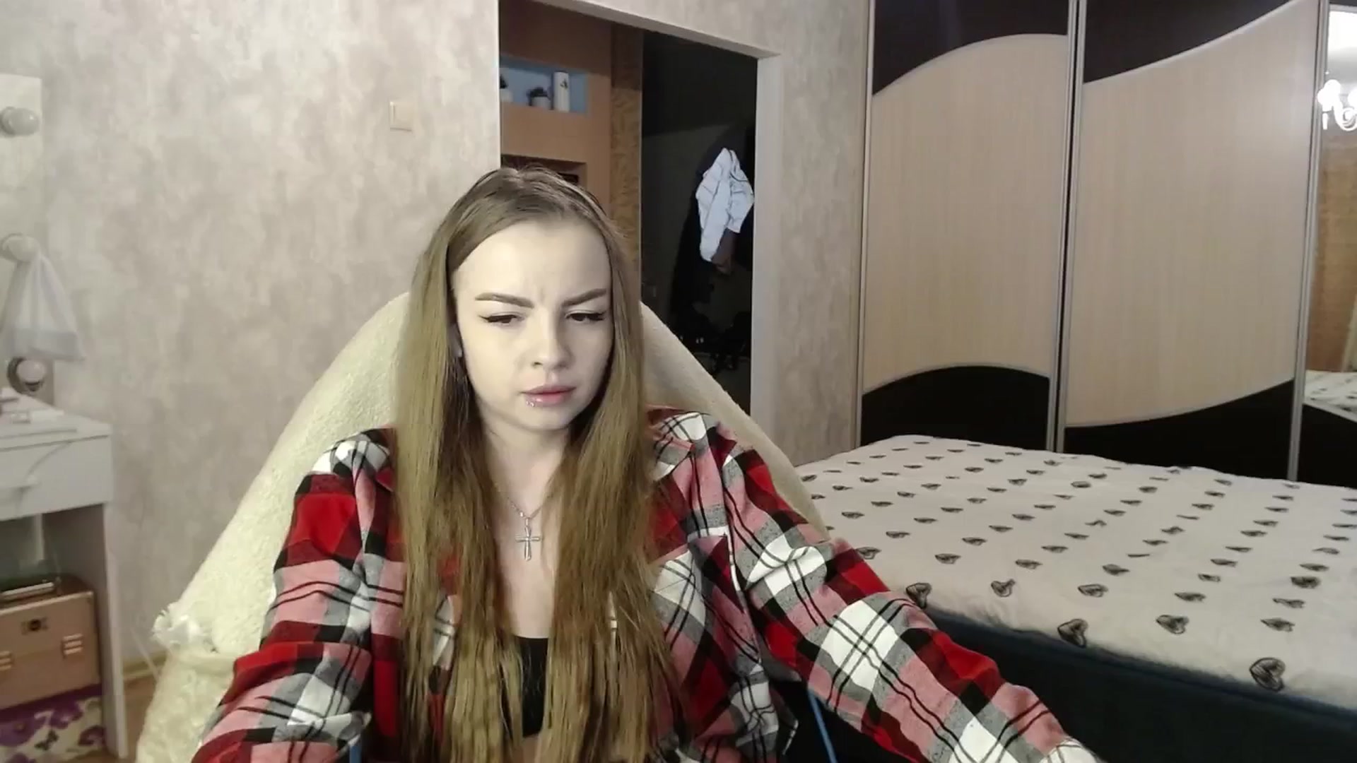 Gallery image thumbnail from Lio_noy's myfreecams stream on, 05/15/2024, 22:28 image 18 of 20