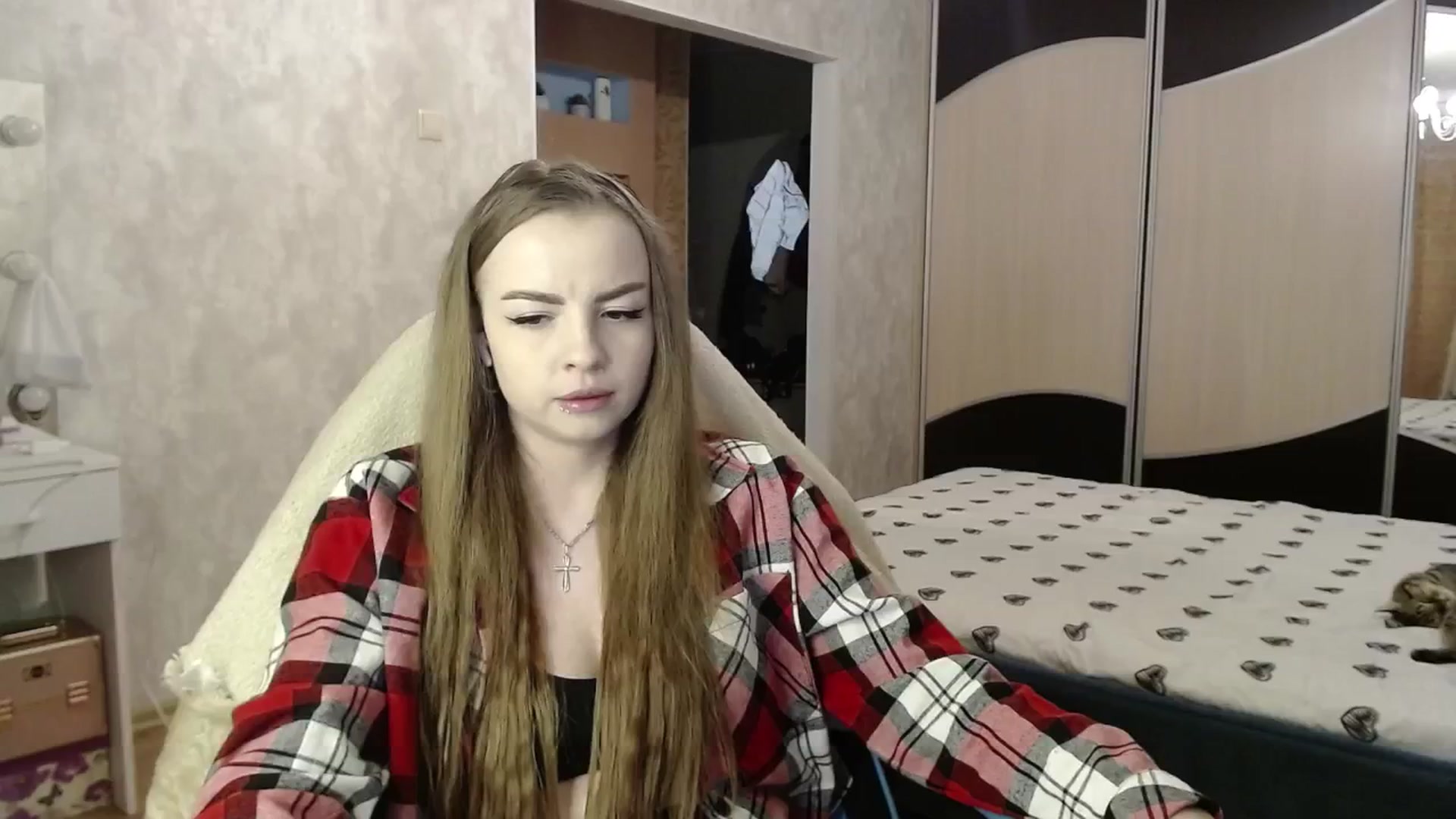 Gallery image thumbnail from Lio_noy's myfreecams stream on, 05/15/2024, 22:28 image 9 of 20