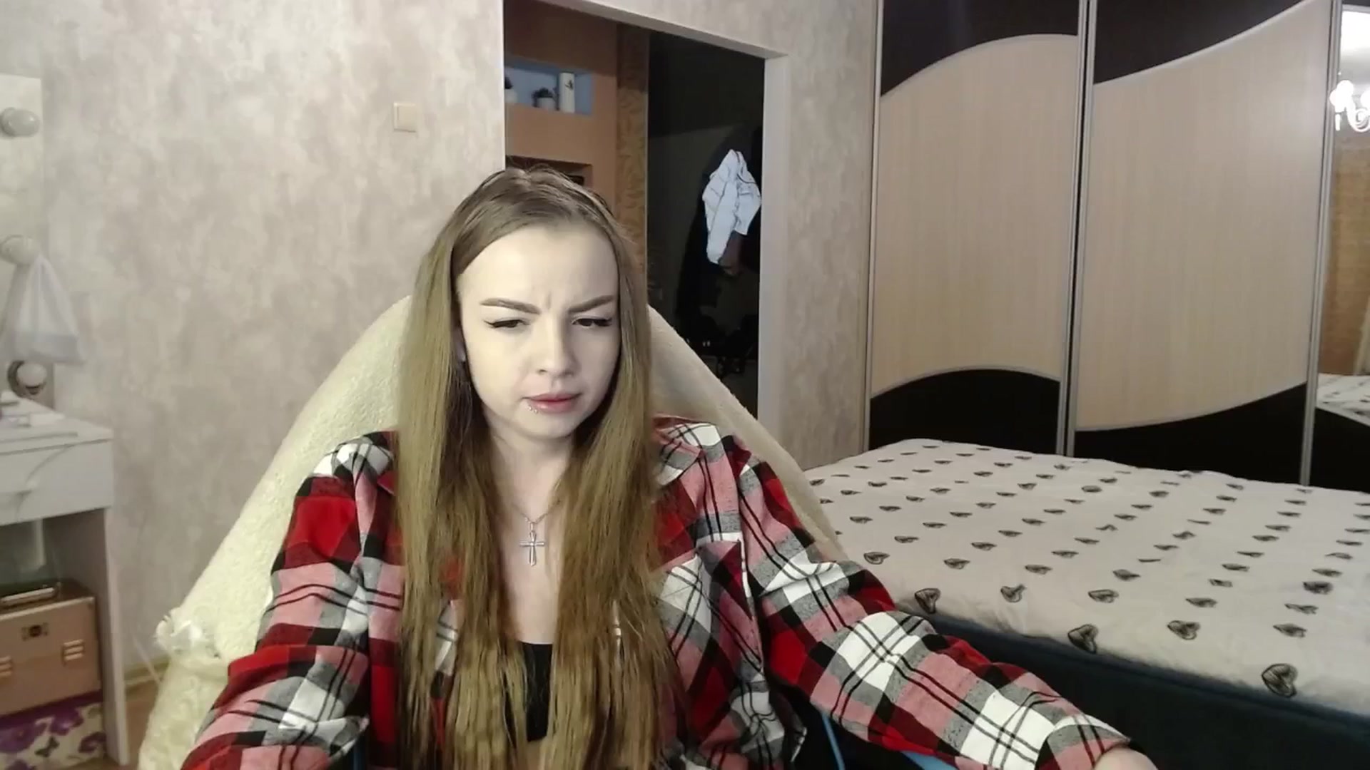 Gallery image thumbnail from Lio_noy's myfreecams stream on, 05/15/2024, 22:28 image 16 of 20