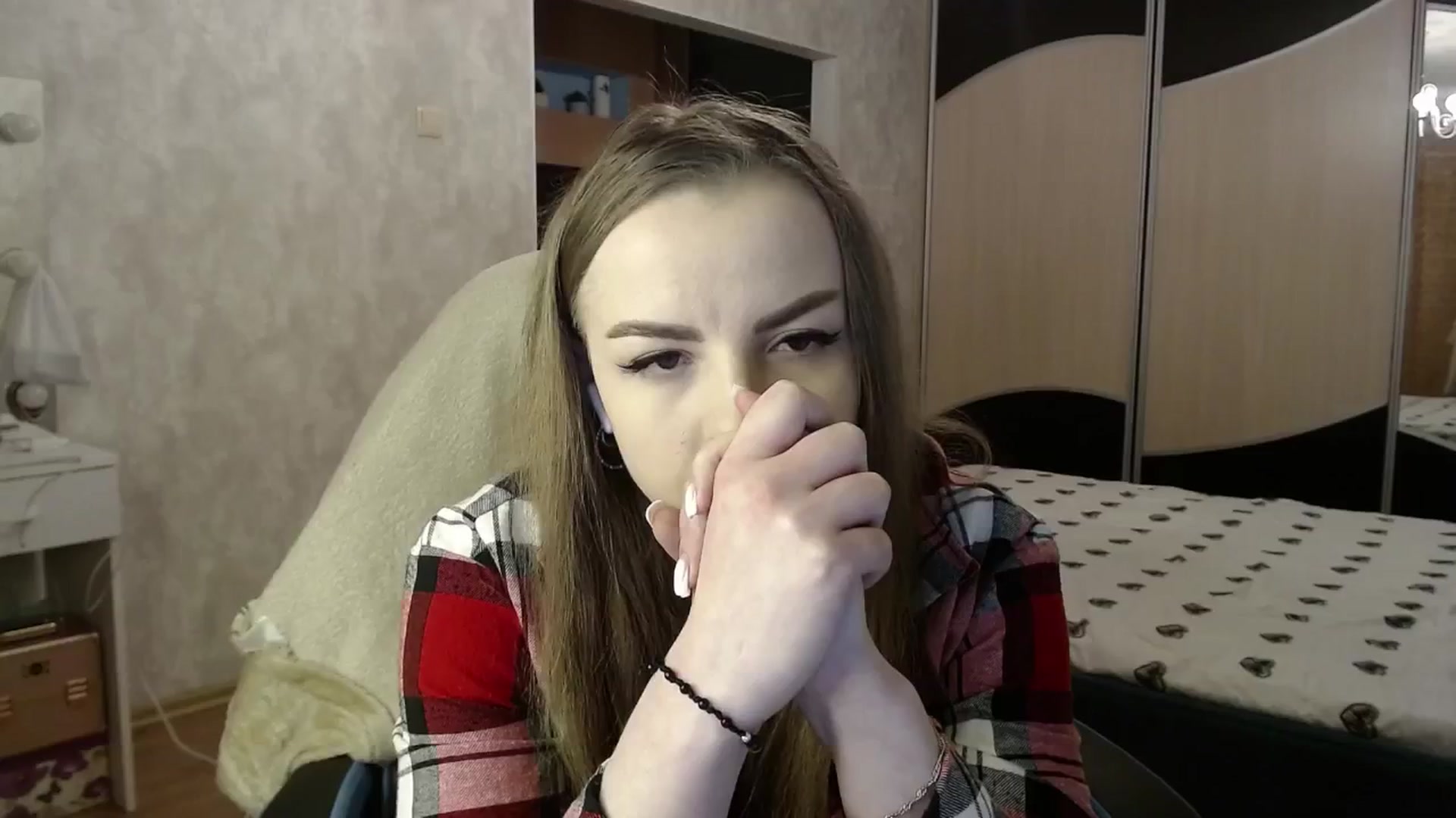 Gallery image thumbnail from Lio_noy's myfreecams stream on, 05/15/2024, 23:05 image 3 of 20