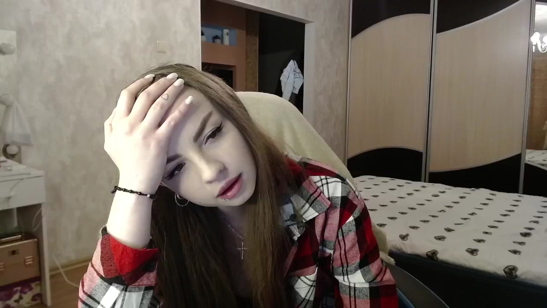Gallery image thumbnail from Lio_noy's myfreecams stream on, 05/15/2024, 23:05 image 12 of 20