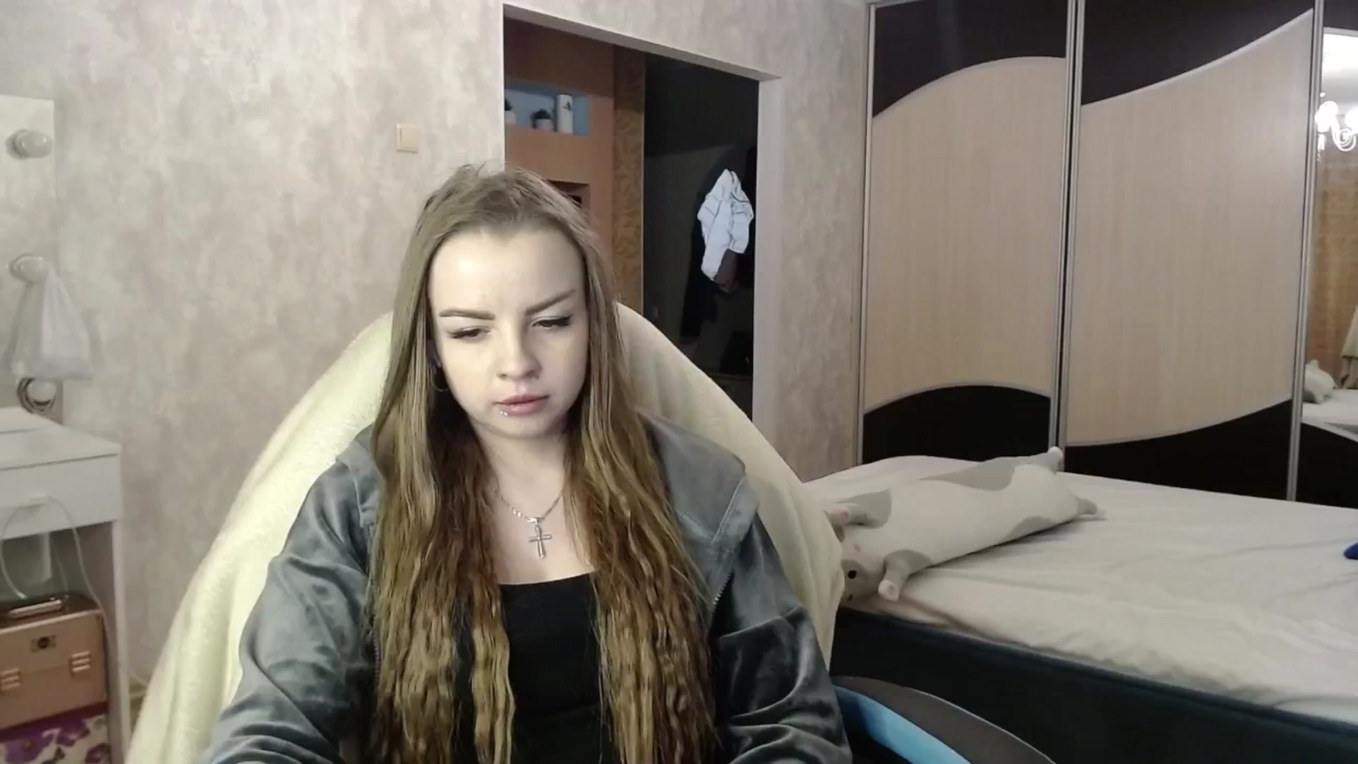 Gallery image thumbnail from Lio_noy's myfreecams stream on, 05/17/2024, 23:50 image 1 of 20
