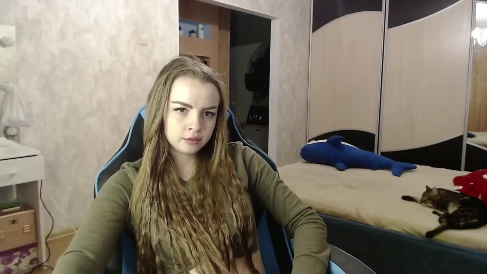 Gallery image thumbnail from Lio_noy's myfreecams stream on, 05/23/2024, 24:33 image 17 of 20