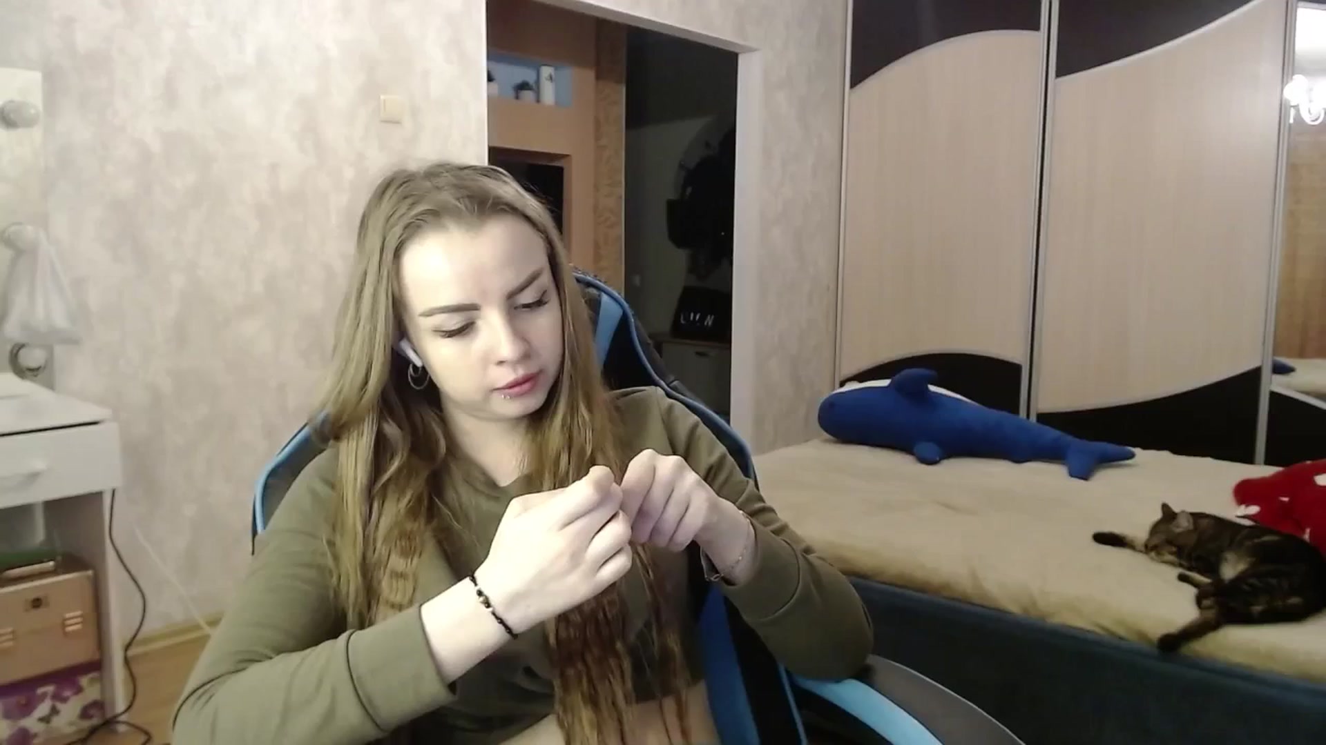 Gallery image thumbnail from Lio_noy's myfreecams stream on, 05/23/2024, 24:33 image 15 of 20
