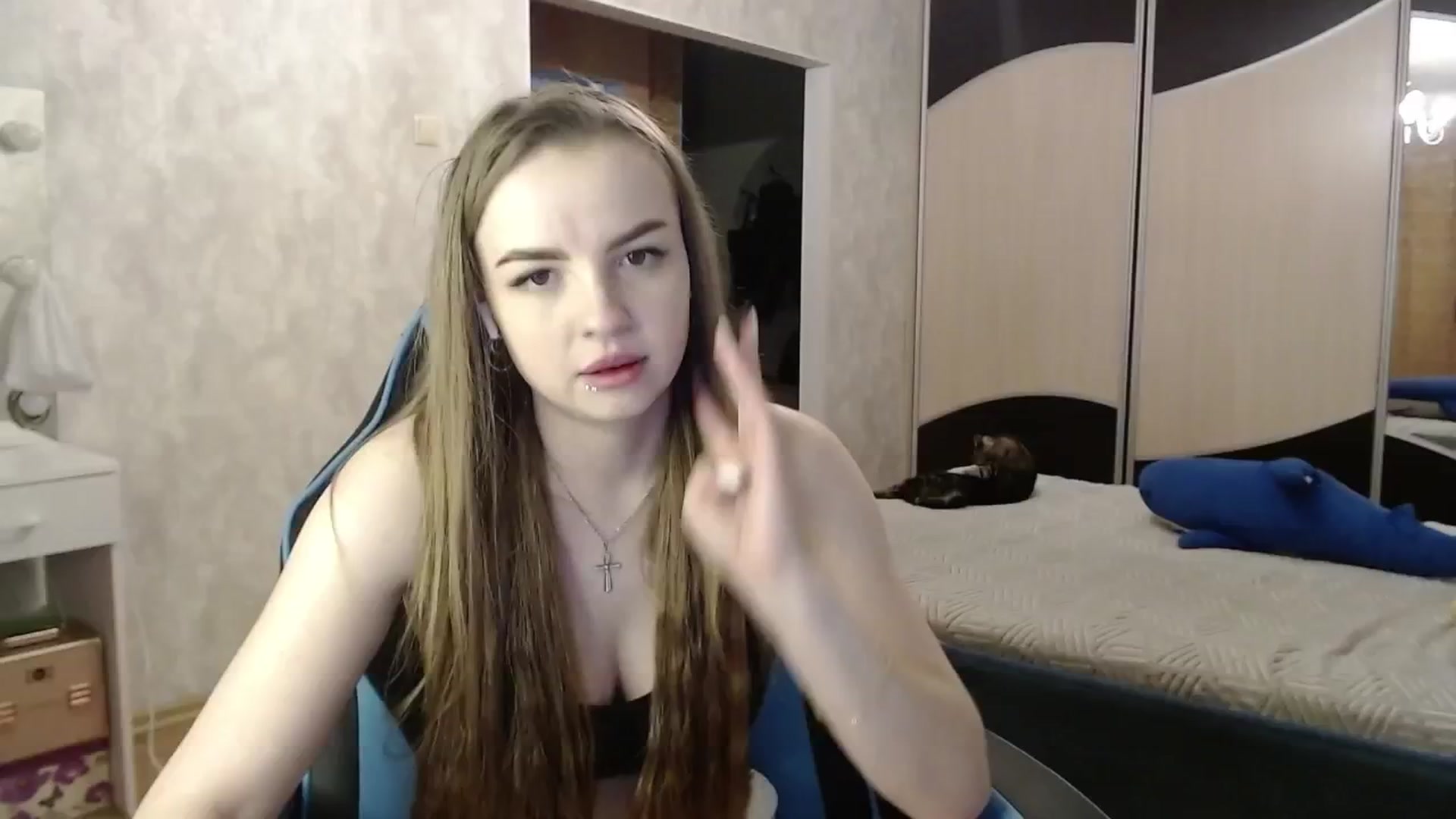 Gallery image thumbnail from Lio_noy's myfreecams stream on, 05/26/2024, 01:21 image 19 of 20