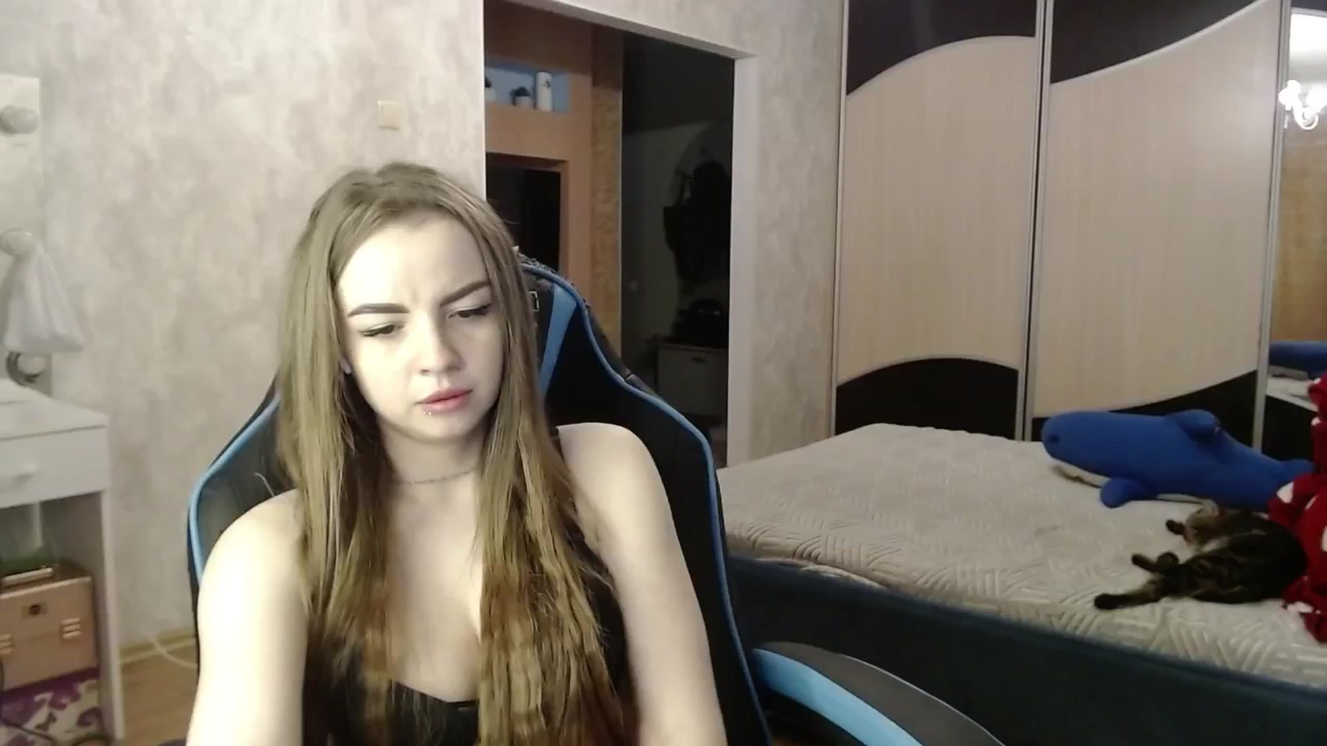 Gallery image thumbnail from Lio_noy's myfreecams stream on, 05/27/2024, 01:15 image 13 of 20
