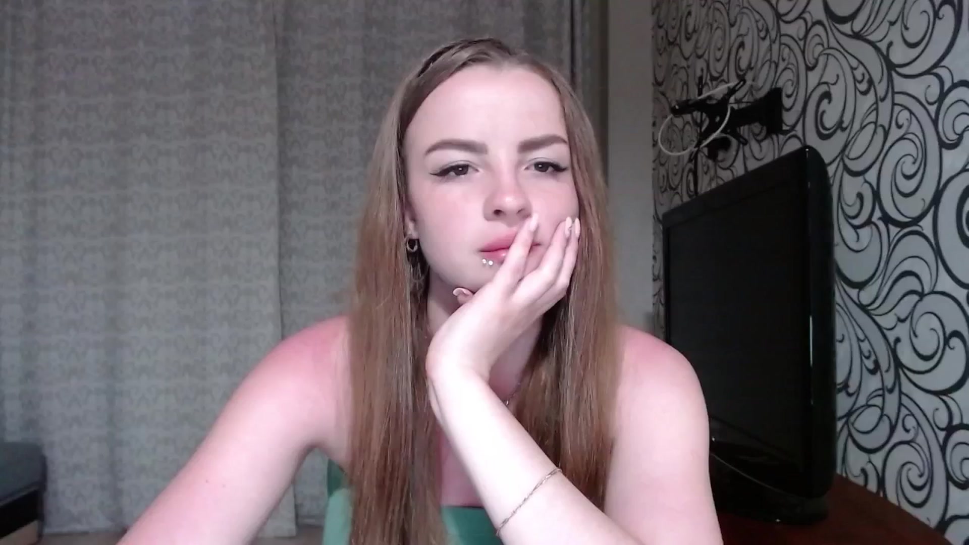 Gallery image thumbnail from Lio_noy's myfreecams stream on, 06/02/2024, 22:58 image 6 of 20