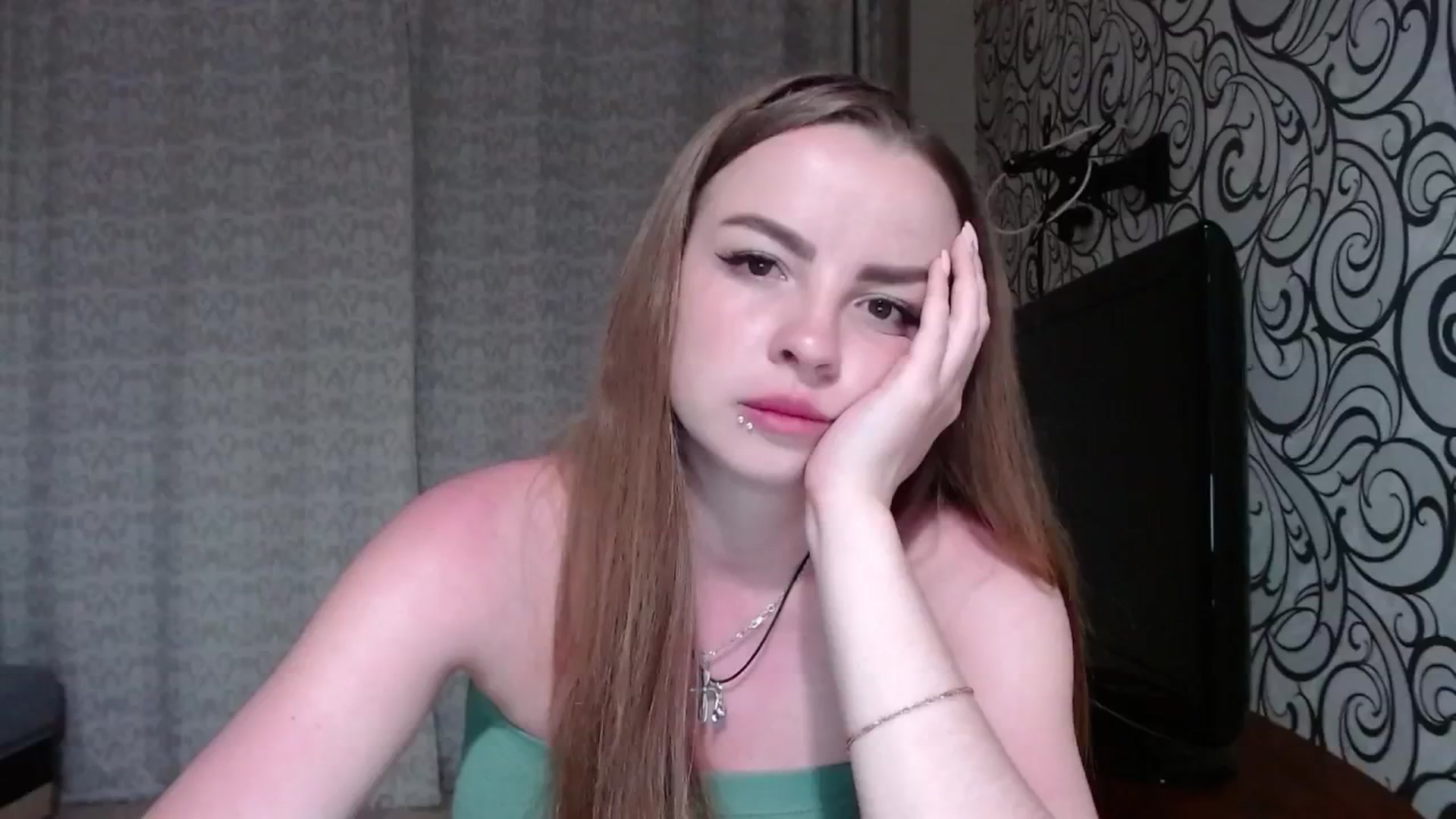 Gallery image thumbnail from Lio_noy's myfreecams stream on, 06/02/2024, 23:11 image 3 of 20