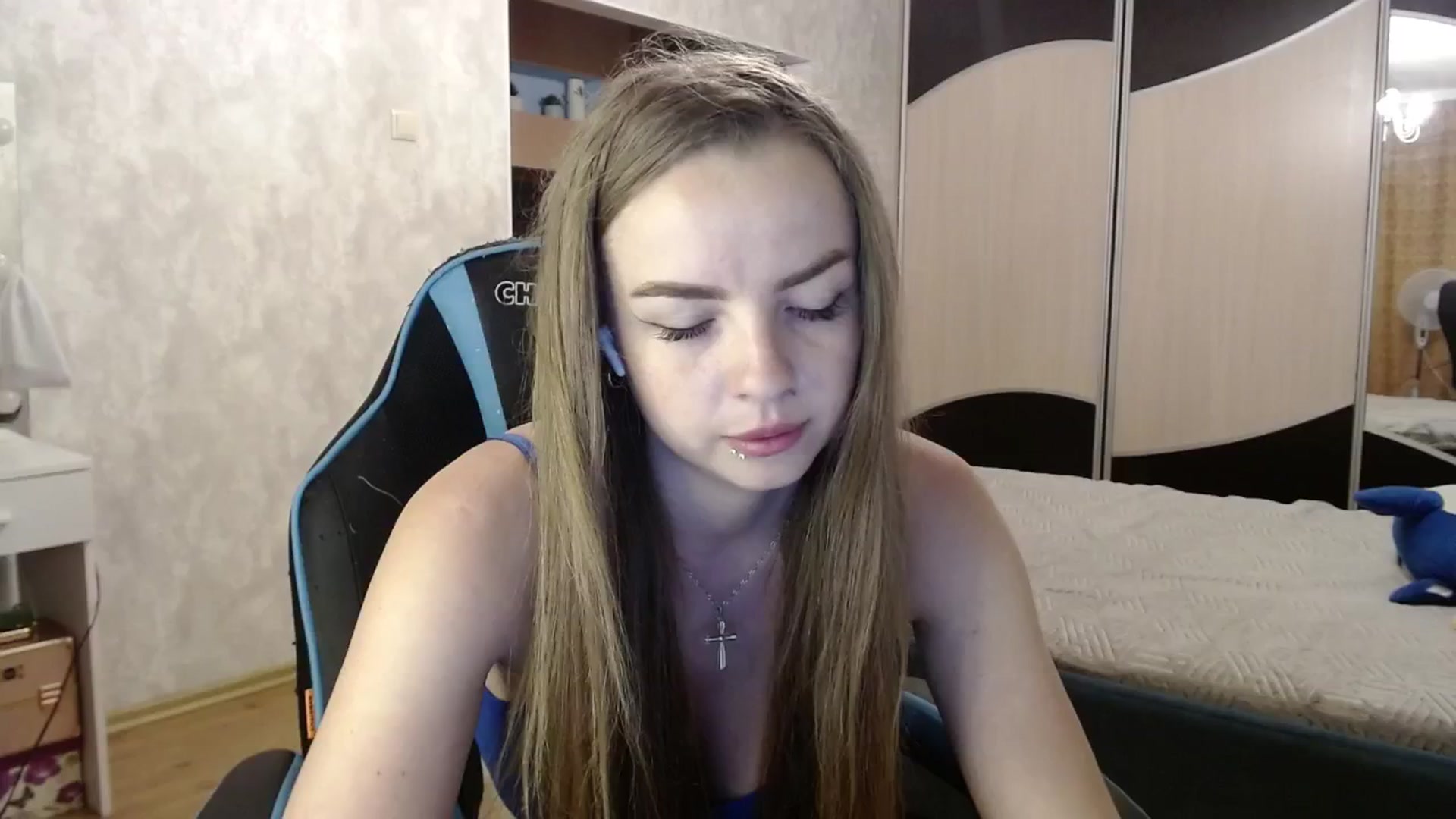Gallery image thumbnail from Lio_noy's myfreecams stream on, 06/08/2024, 22:43 image 5 of 20