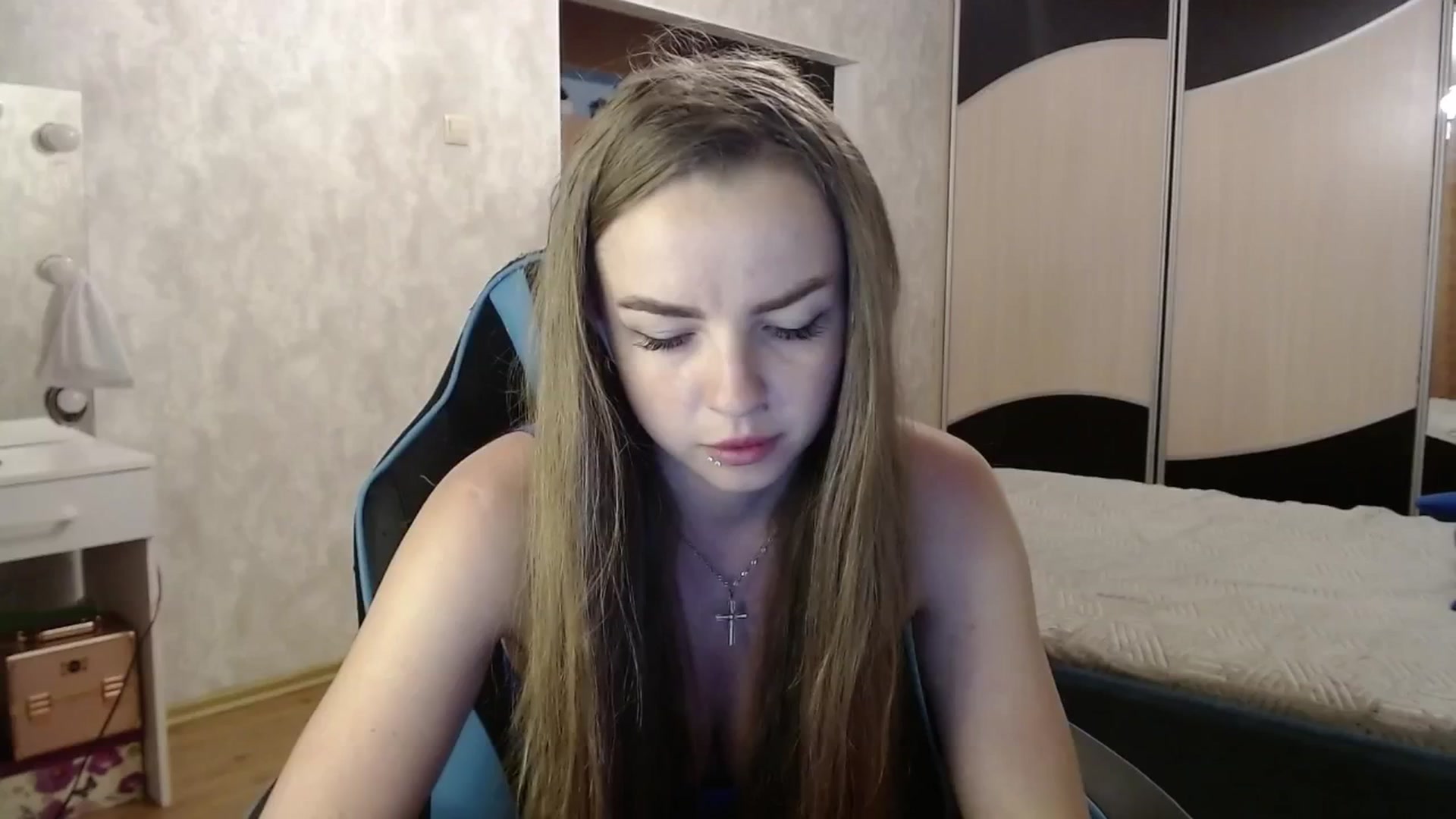 Gallery image thumbnail from Lio_noy's myfreecams stream on, 06/08/2024, 22:43 image 8 of 20