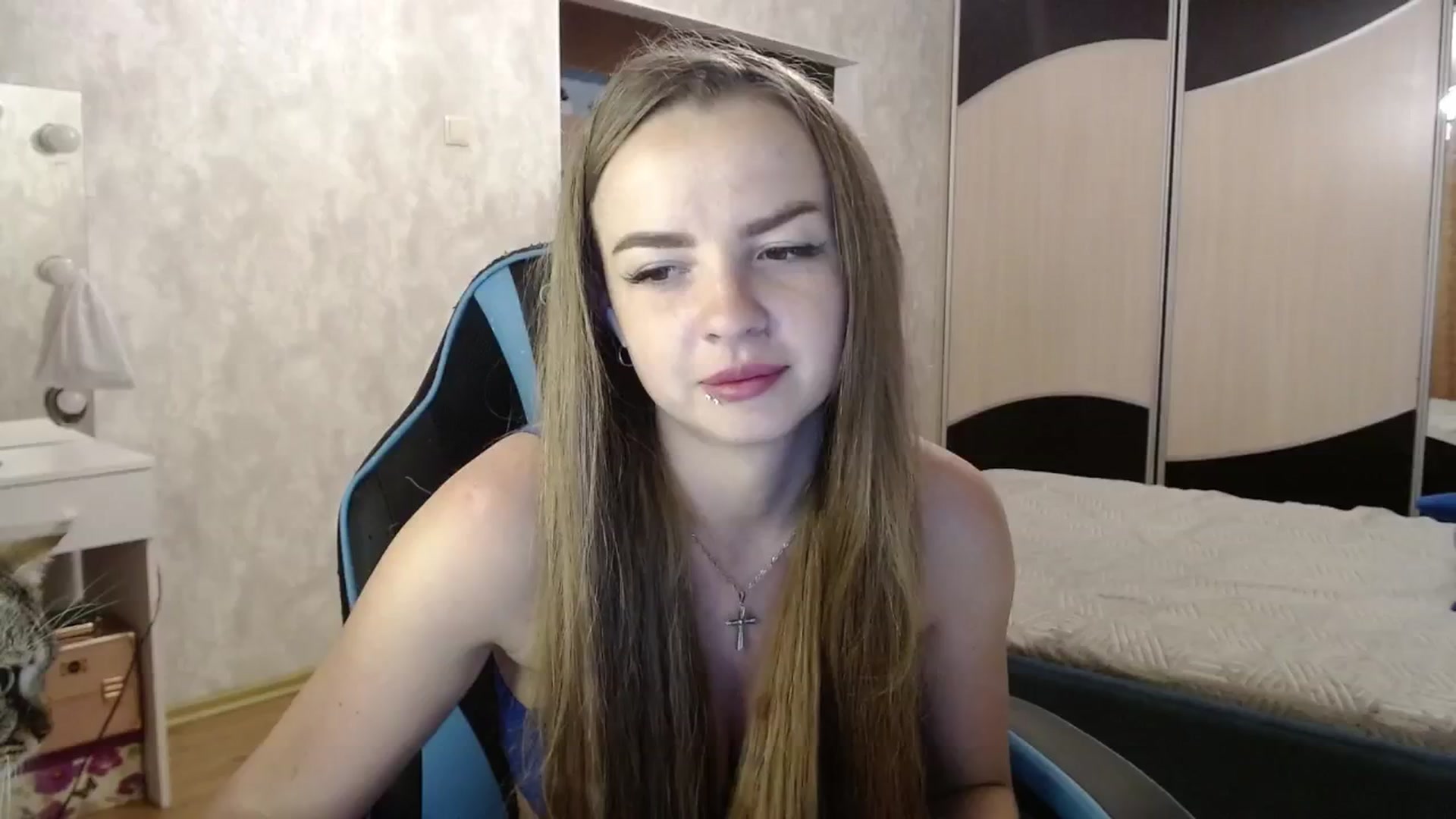 Gallery image thumbnail from Lio_noy's myfreecams stream on, 06/08/2024, 22:43 image 11 of 20