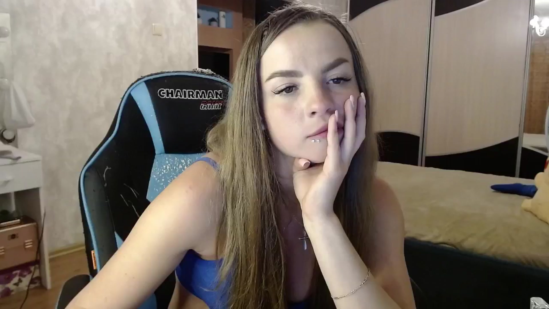 Gallery image thumbnail from Lio_noy's myfreecams stream on, 06/12/2024, 24:01 image 17 of 20