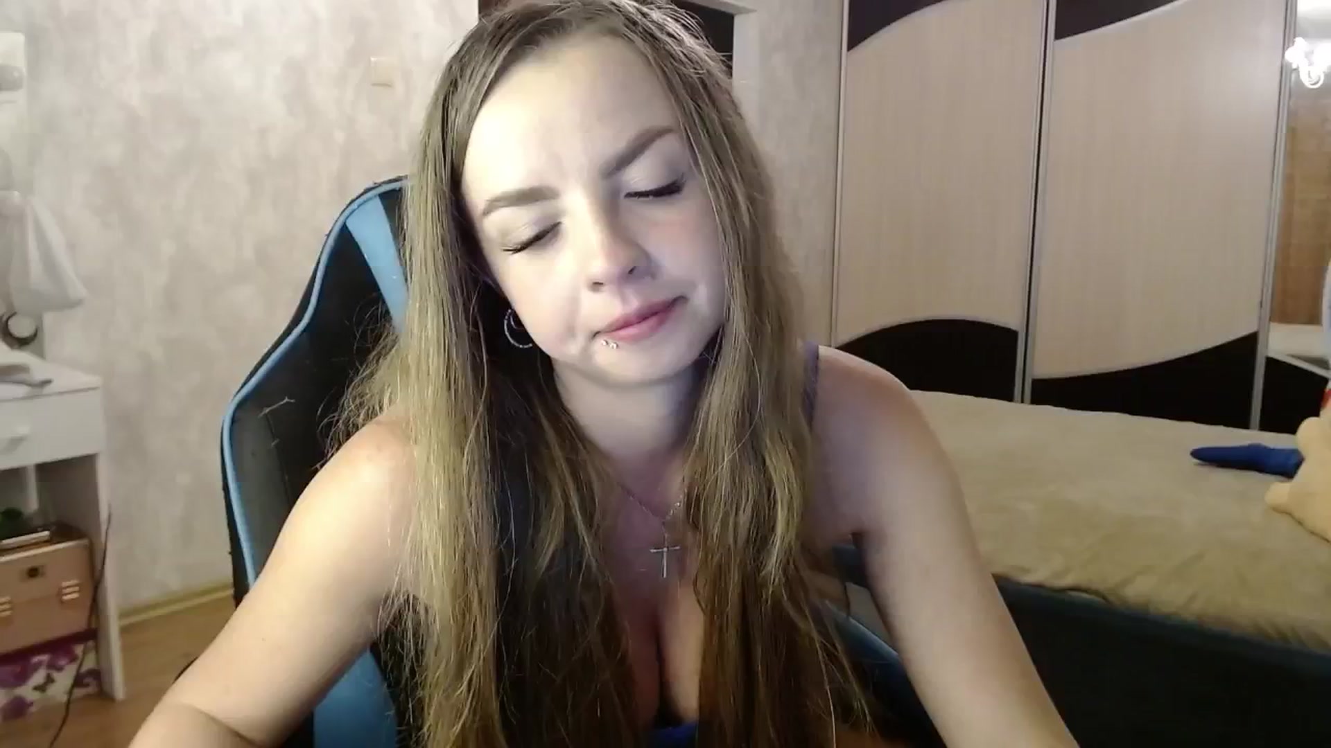 Gallery image thumbnail from Lio_noy's myfreecams stream on, 06/12/2024, 24:17 image 13 of 20