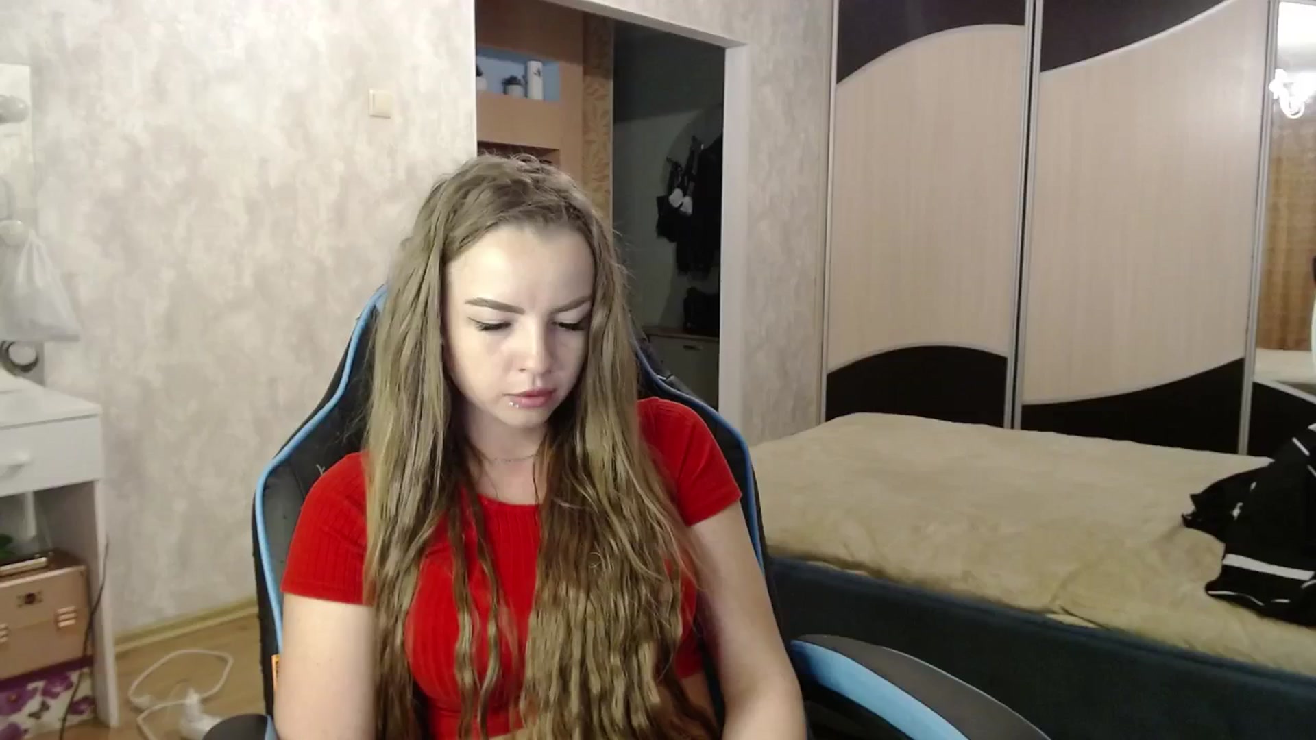 Gallery image thumbnail from Lio_noy's myfreecams stream on, 06/12/2024, 23:39 image 10 of 20