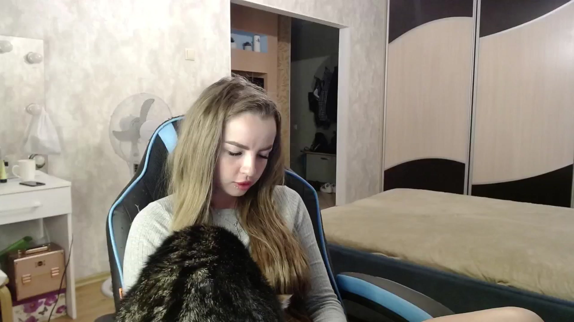Gallery image thumbnail from Lio_noy's myfreecams stream on, 06/13/2024, 23:10 image 4 of 20